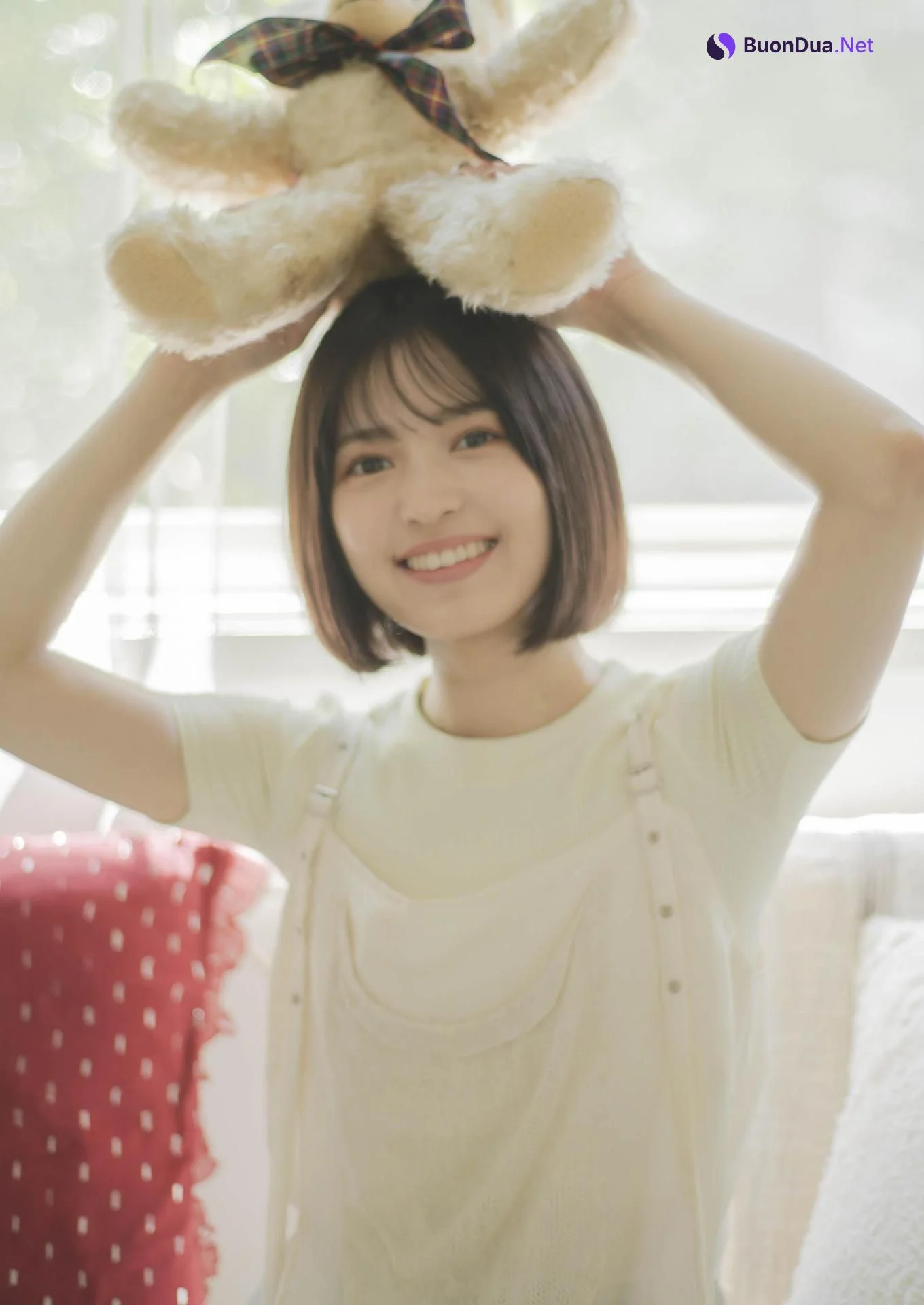 Arai Shiika 新井椎夏, 1st写真集 「うれしいな」 Set.01 - Photo 3