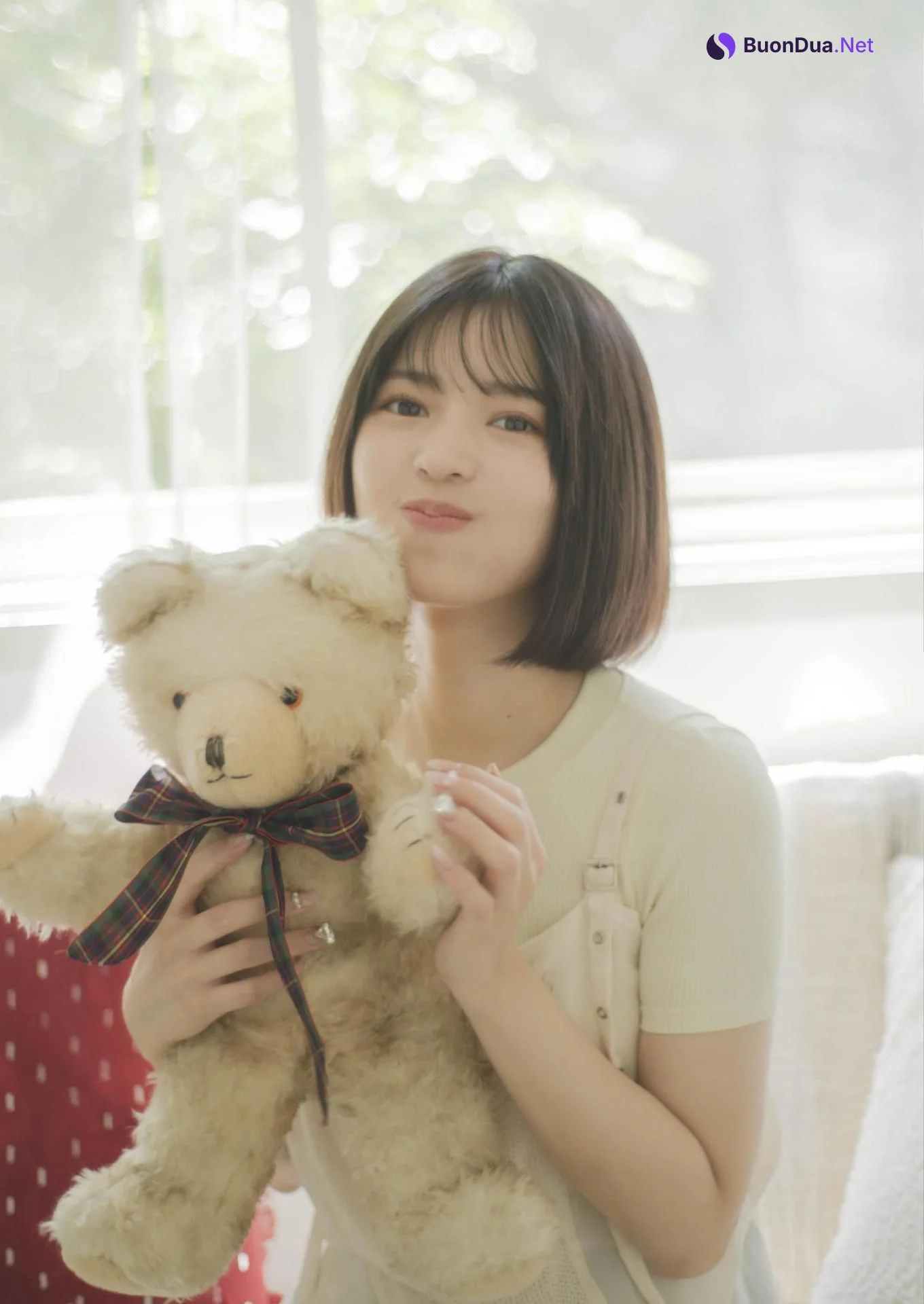 Arai Shiika 新井椎夏, 1st写真集 「うれしいな」 Set.01 - Photo 4