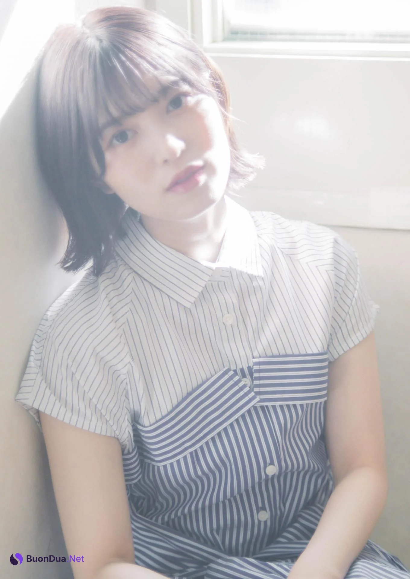 Arai Shiika 新井椎夏, 1st写真集 「うれしいな」 Set.02 - Photo 3