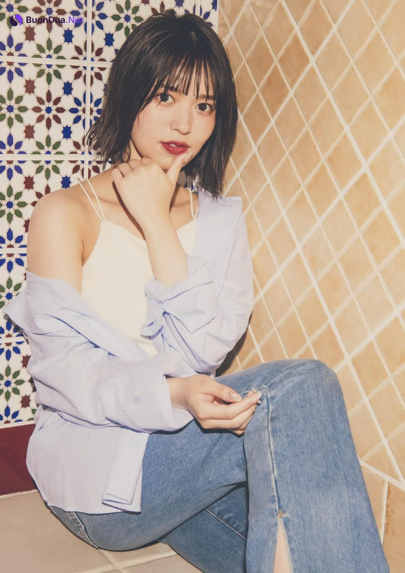Arai Shiika 新井椎夏, 1st写真集 「うれしいな」 Set.03 - Photo 7