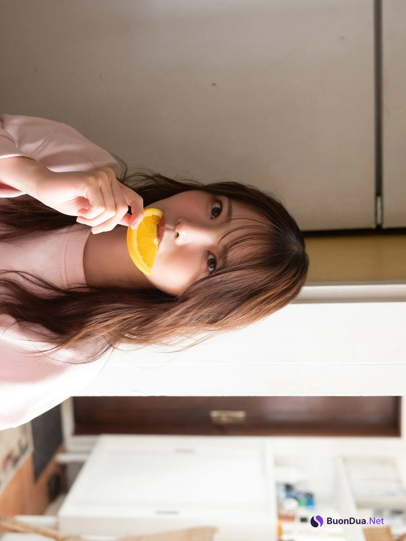 Araya Himeka 新谷姫加, FRIDAYデジタル写真集 「Holic」 Vol.02 - Photo 2
