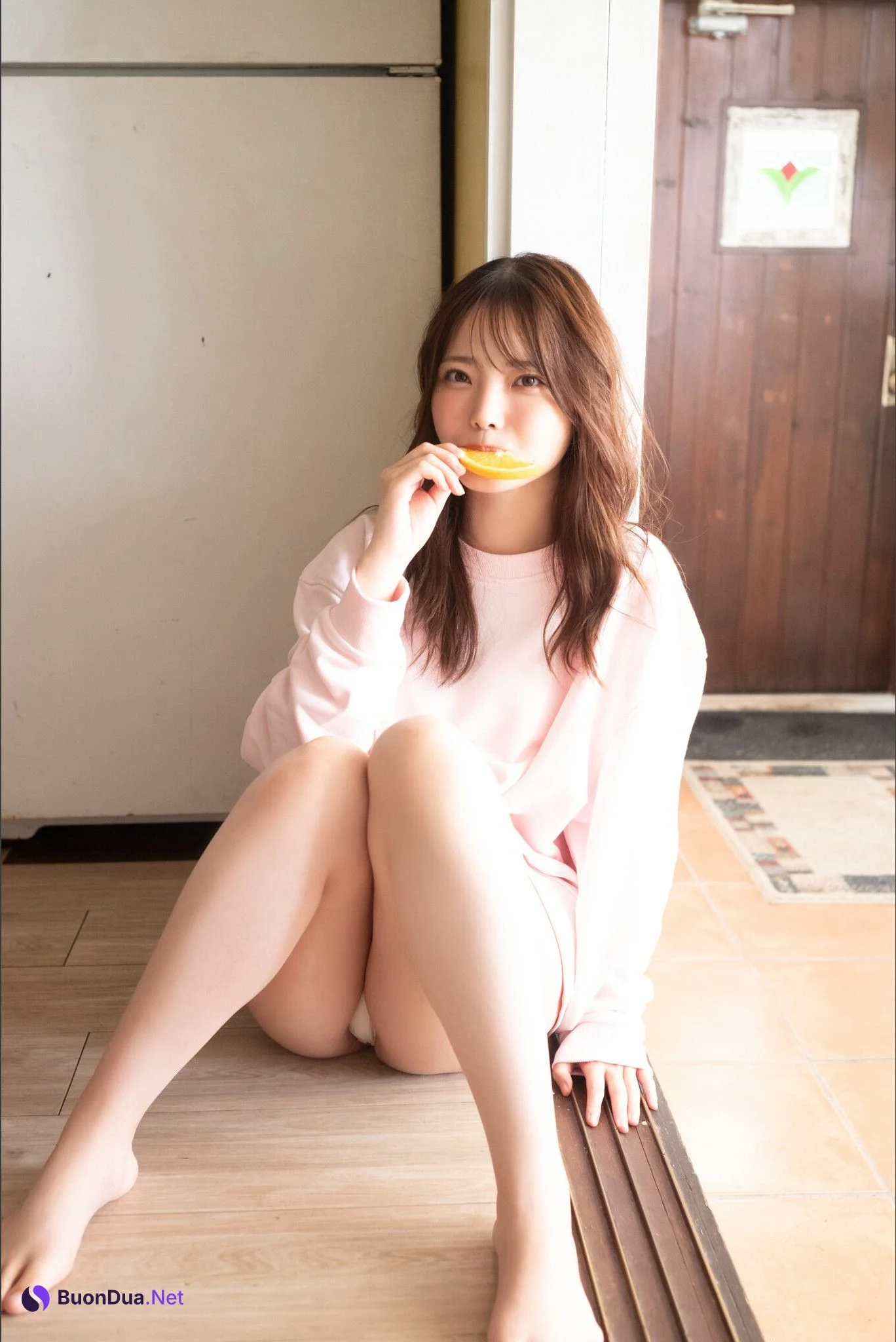 Araya Himeka 新谷姫加, FRIDAYデジタル写真集 「Holic」 Vol.02 - Photo 4