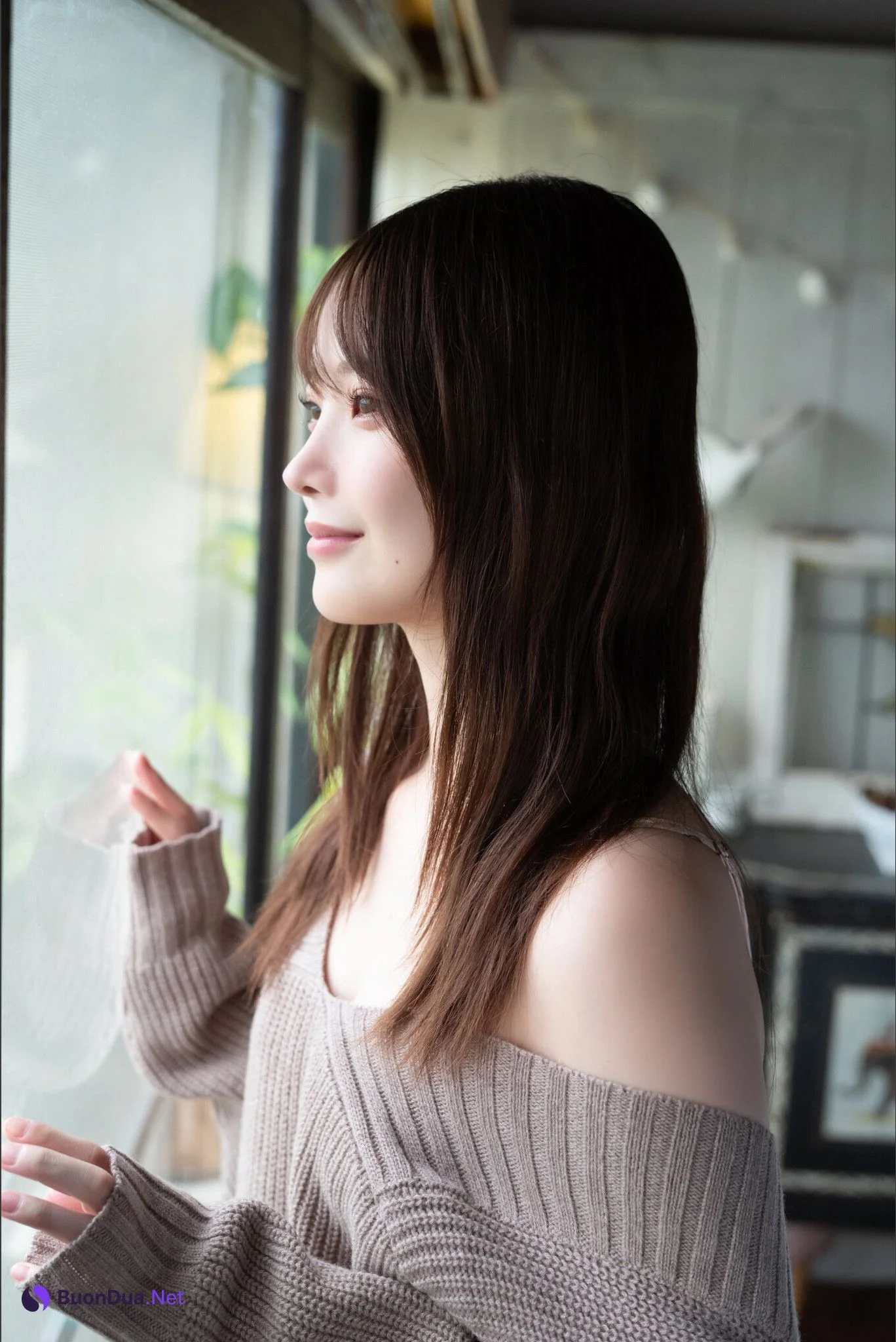 Araya Himeka 新谷姫加, FRIDAYデジタル写真集 「Holic」 Vol.04 - Photo 2