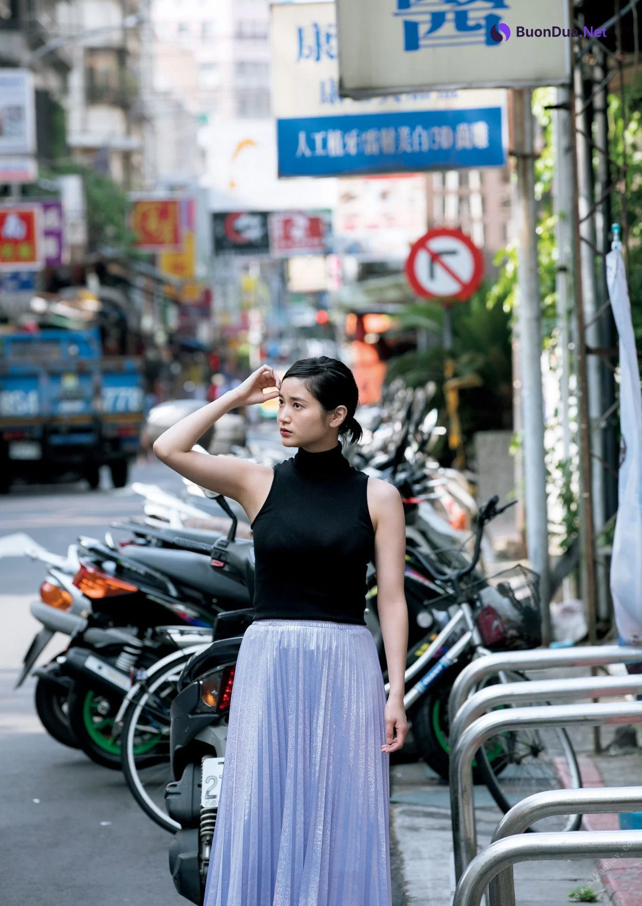 Arisa Deguchi 出口亜梨沙, ファースト写真集 『 EXIT 』 Set.02 - Photo 2