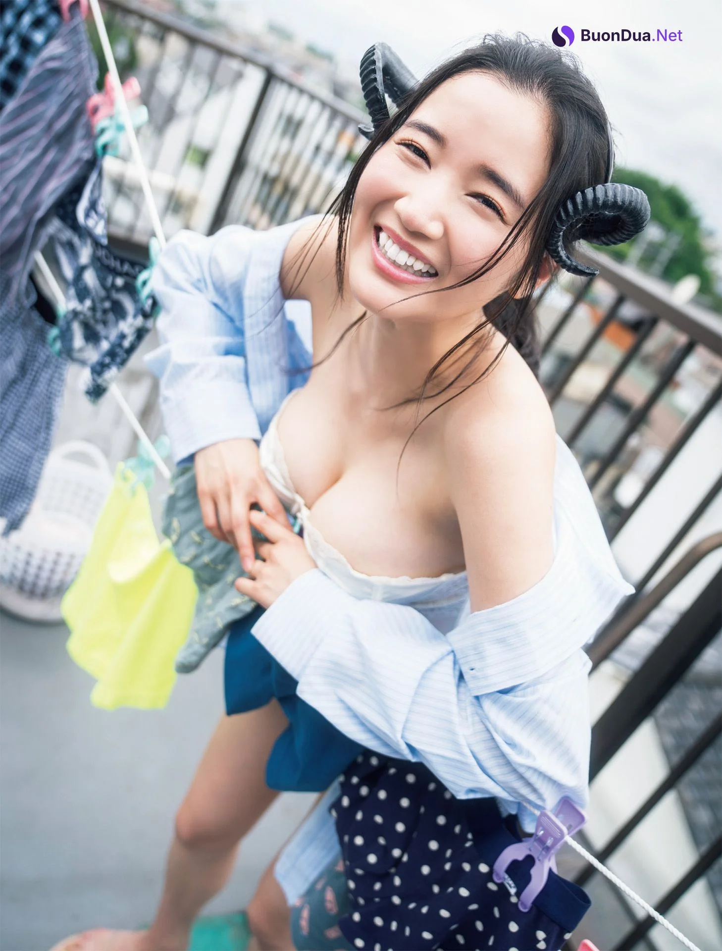 Arisa Deguchi 出口亜梨沙, FLASH 2022.09.20 (フラッシュ 2022年9月20日号) - Photo 6