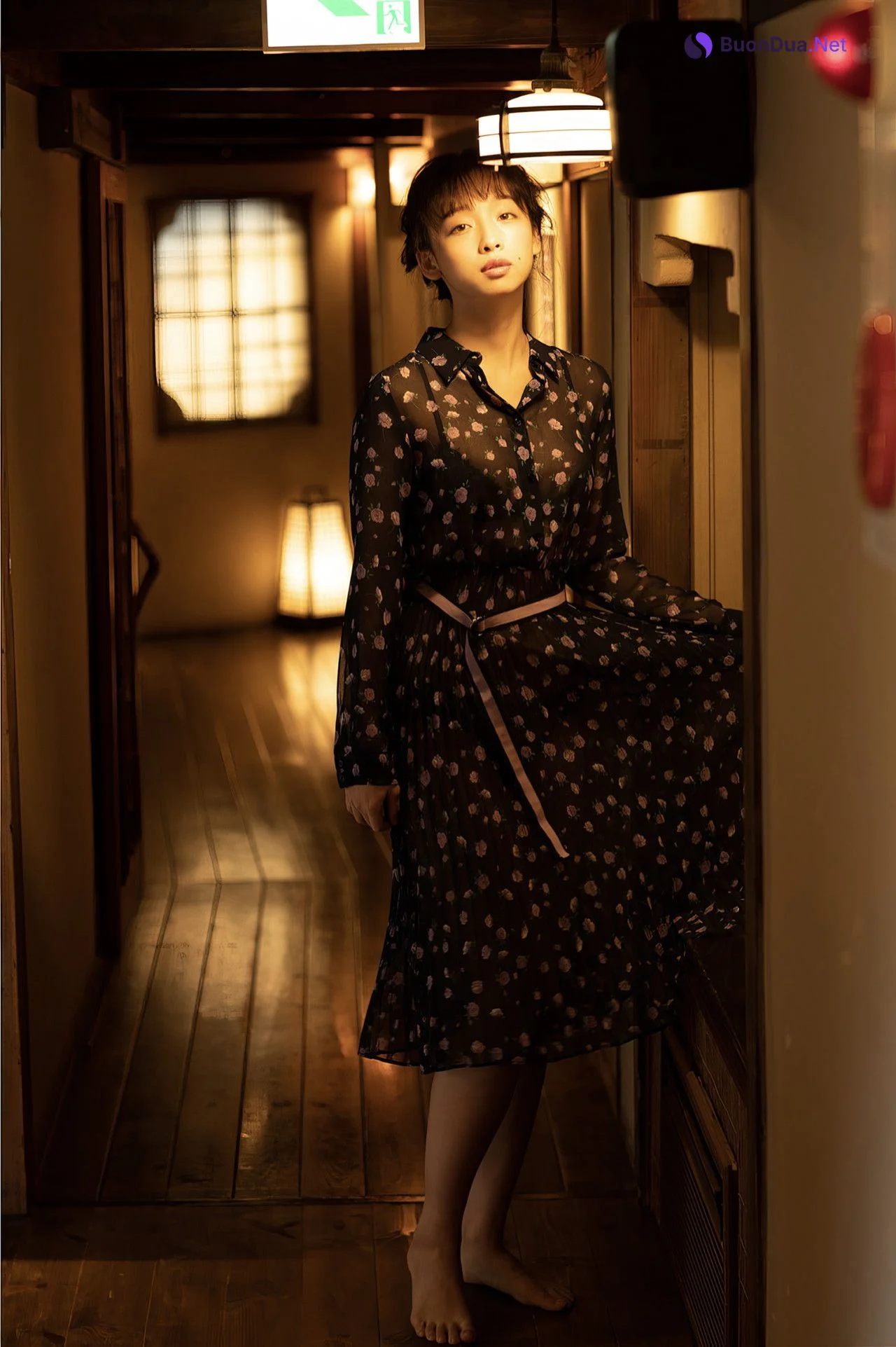 Asuka Hanamura 華村あすか, 週刊ポストデジタル写真集 [赤い花、咲いた。] Set.03 - Photo 15