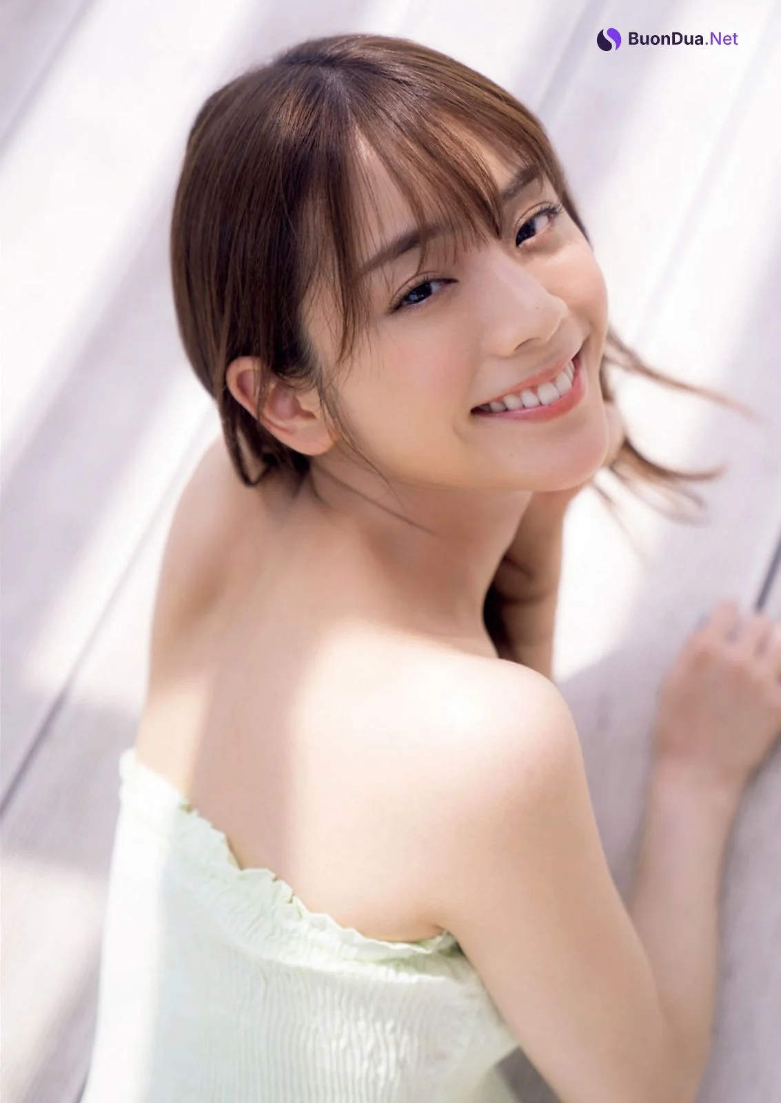 Asuka Kijima 貴島明日香, Big Comic Spirits 2021 No.05-06 (ビッグコミックスピリッツ 2021年05-06号) - Photo 12