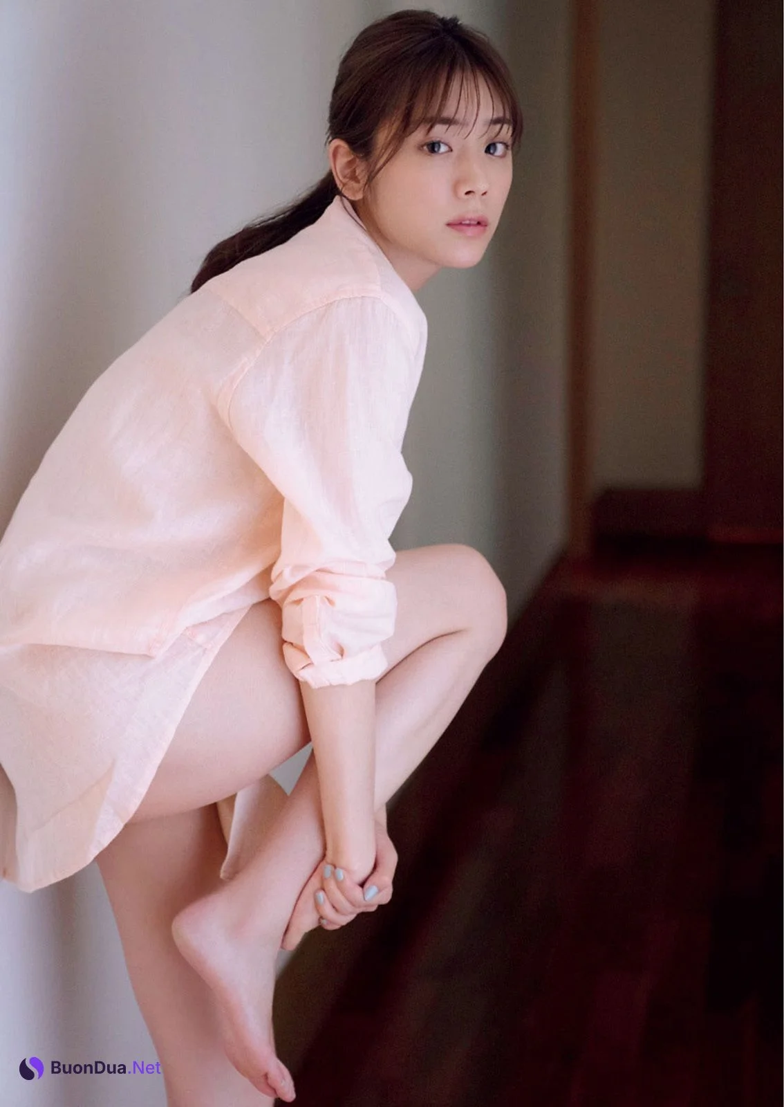Asuka Kijima 貴島明日香, Big Comic Spirits 2021 No.05-06 (ビッグコミックスピリッツ 2021年05-06号) - Photo 7