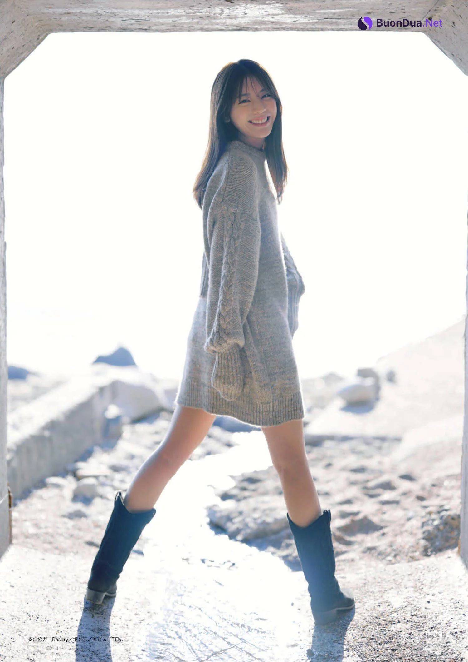 Asuka Kijima 貴島明日香, Shukan Bunshun 2023.02.09 (週刊文春 2023年2月9日号) - Photo 5