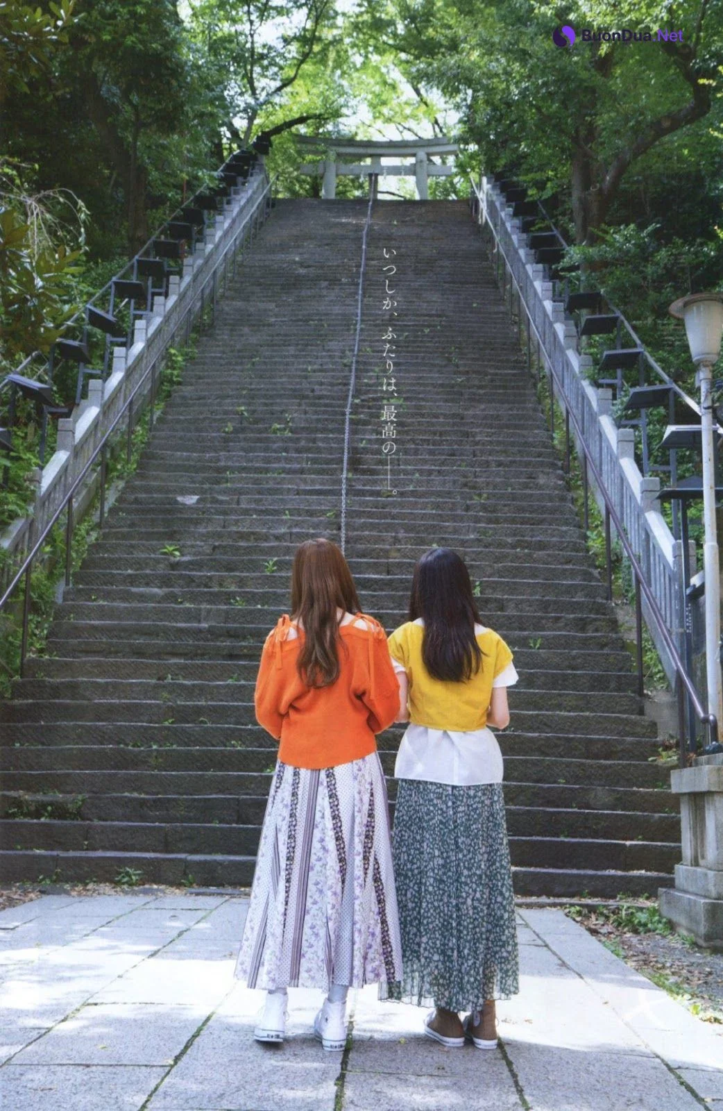 Asuka Saito 齋藤飛鳥, Minami Hoshino 星野みなみ, BUBKA 2019.11 (ブブカ 2019年11月号) - Photo 3