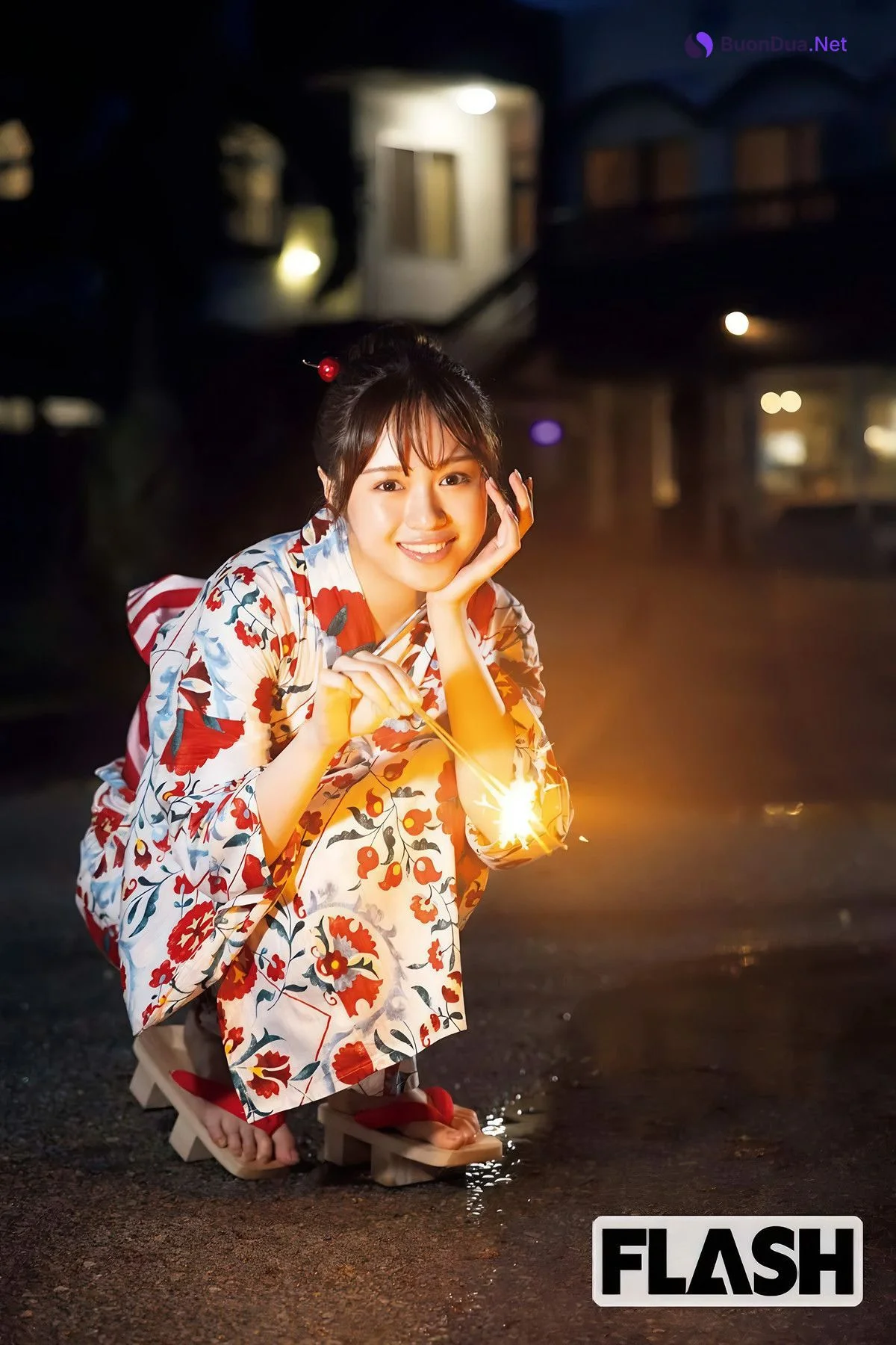 Aya Emori 絵森彩, FLASH 2025.03.18 (フラッシュ 2025年3月18日号) - รูปภาพ 12