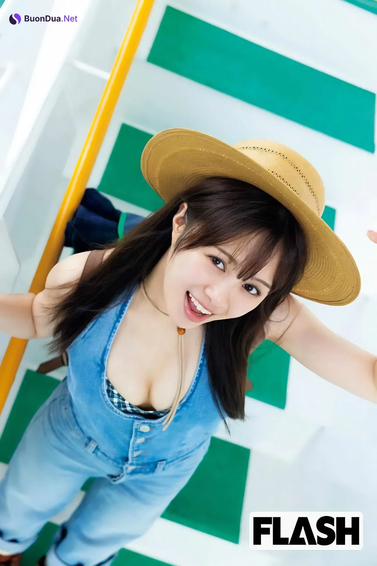 Aya Emori 絵森彩, FLASH 2025.03.18 (フラッシュ 2025年3月18日号) - รูปภาพ 8