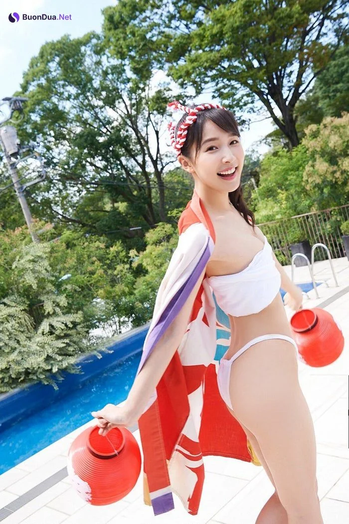 Aya Kawasaki 川崎あや, Young Jump 2019 No.47 (ヤングジャンプ 2019年47号) - Photo 11