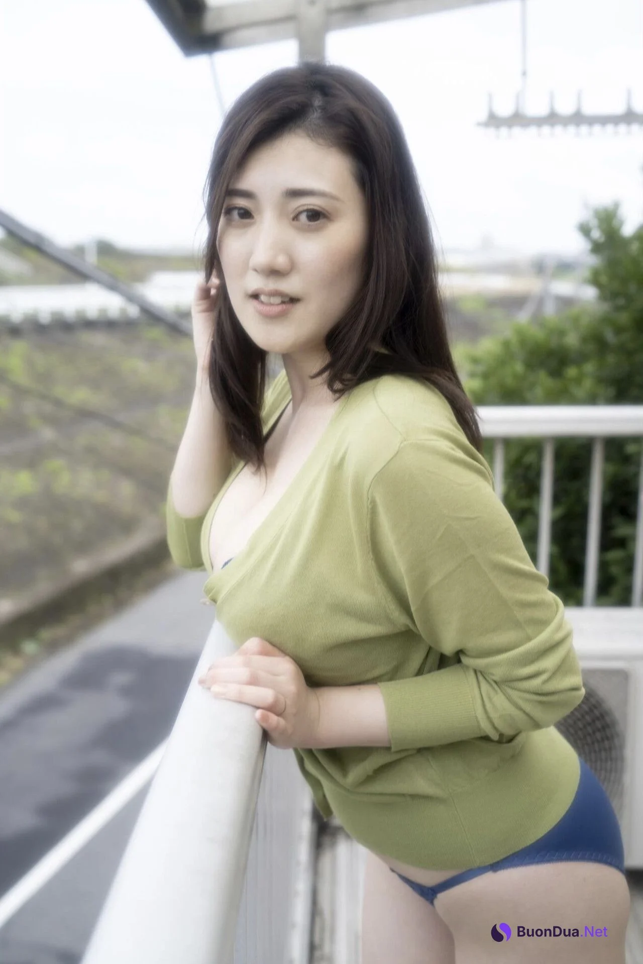 Aya Kusano 草野綾, デジタル写真集 [Exciting Girls ~もしもあのグラドルが若妻だったら~] Set.01 - Photo 6