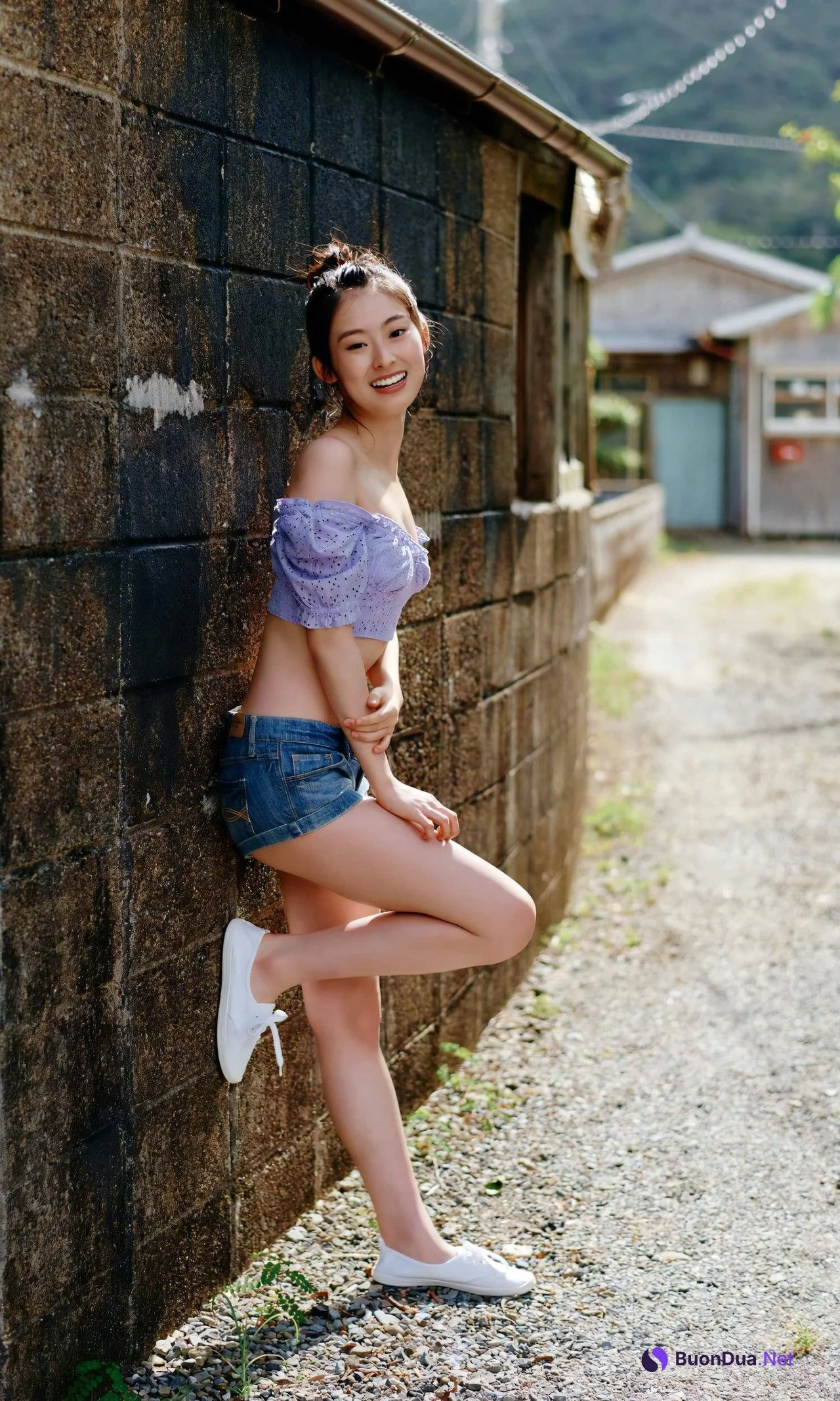 Ayaka Imoto 井本彩花, デジタル写真集 「ヒロインは凛として美しい17歳。」 Set.01 - Photo 2