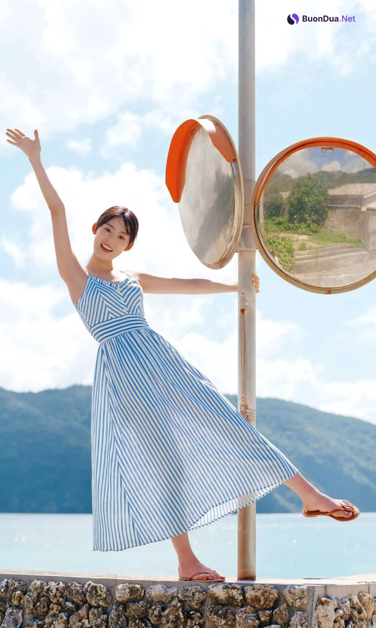Ayaka Imoto 井本彩花, デジタル写真集 「ヒロインは凛として美しい17歳。」 Set.02 - Photo 11