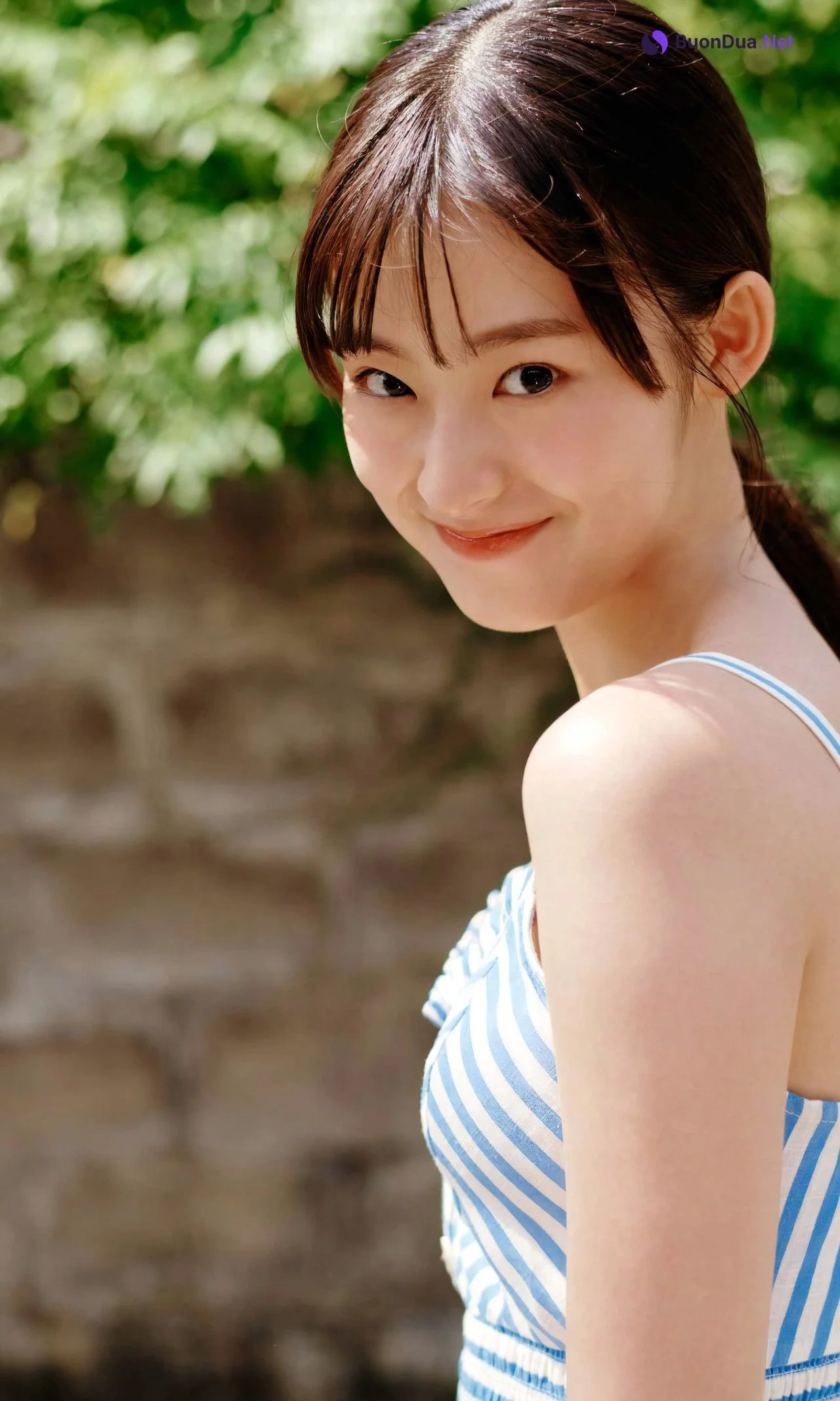 Ayaka Imoto 井本彩花, デジタル写真集 「ヒロインは凛として美しい17歳。」 Set.02 - Photo 5