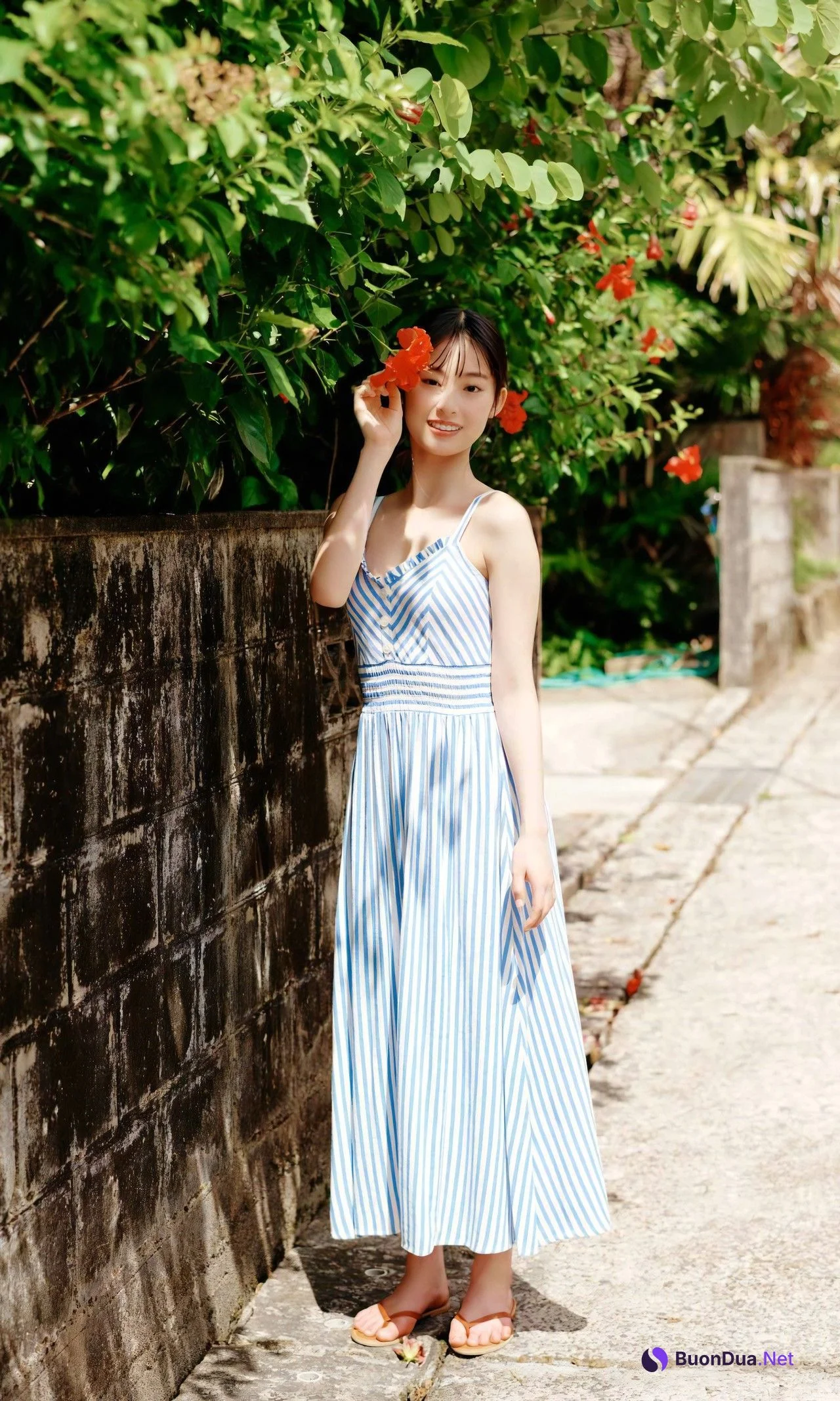 Ayaka Imoto 井本彩花, デジタル写真集 「ヒロインは凛として美しい17歳。」 Set.02 - Photo 8