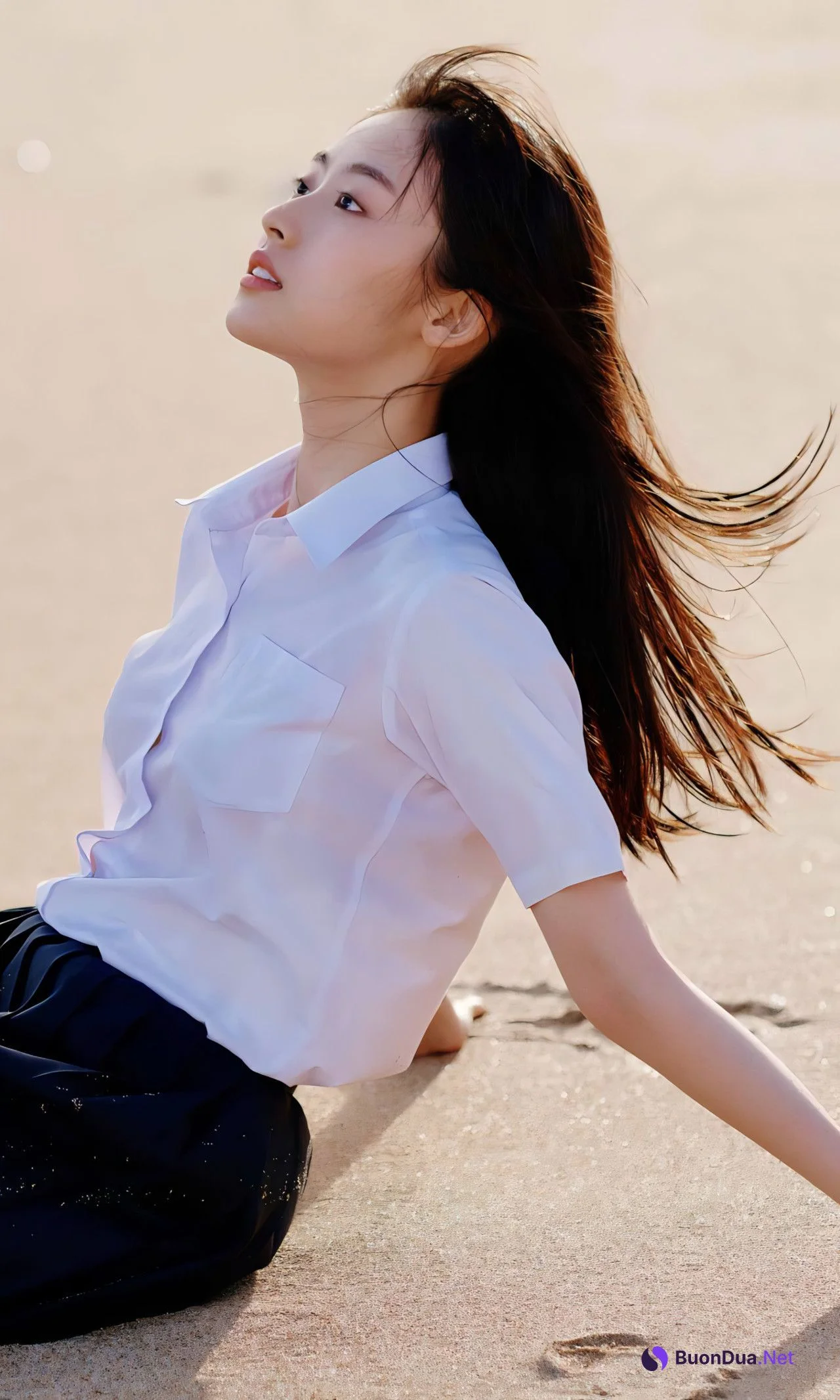 Ayaka Imoto 井本彩花, デジタル写真集 「ヒロインは凛として美しい17歳。」 Set.03 - รูปภาพ 11