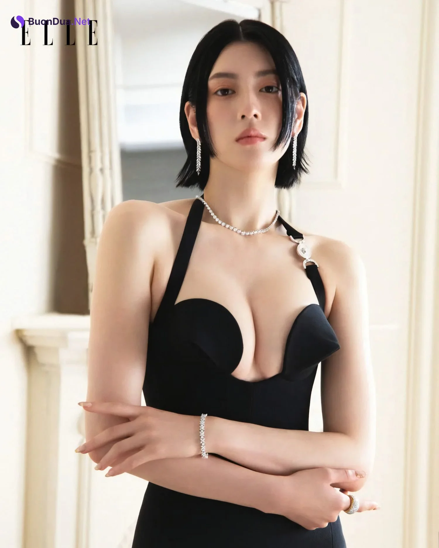 Ayaka Miyoshi 三吉彩花, FLASH 2023.11.14 (フラッシュ 2023年11月14日号) - Photo 11