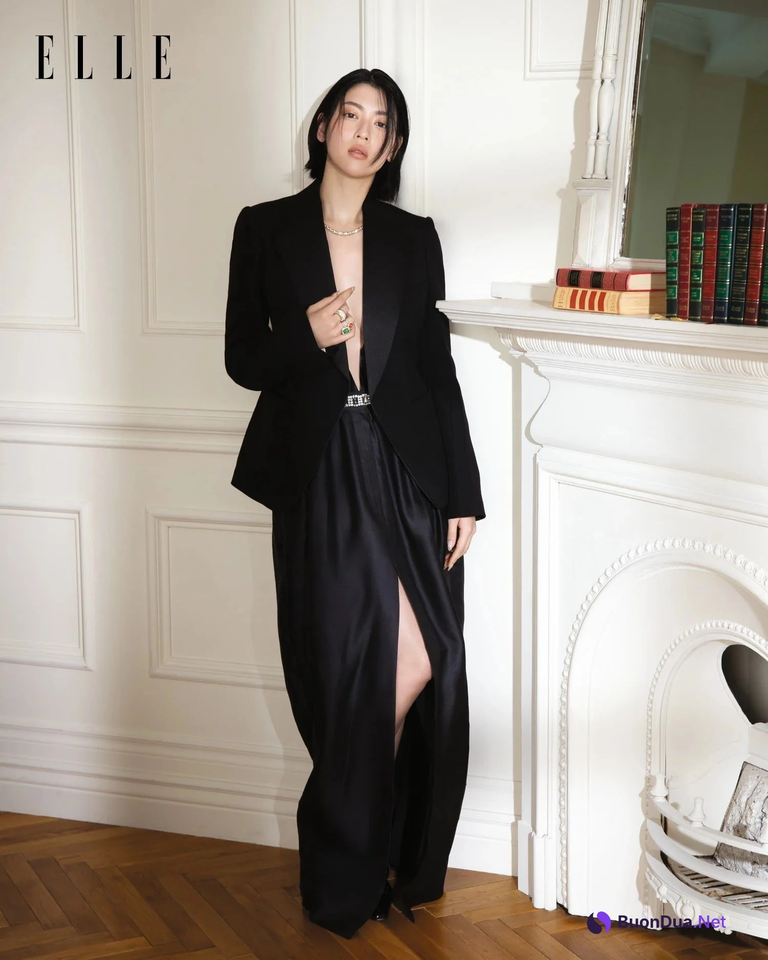 Ayaka Miyoshi 三吉彩花, FLASH 2023.11.14 (フラッシュ 2023年11月14日号) - Photo 13