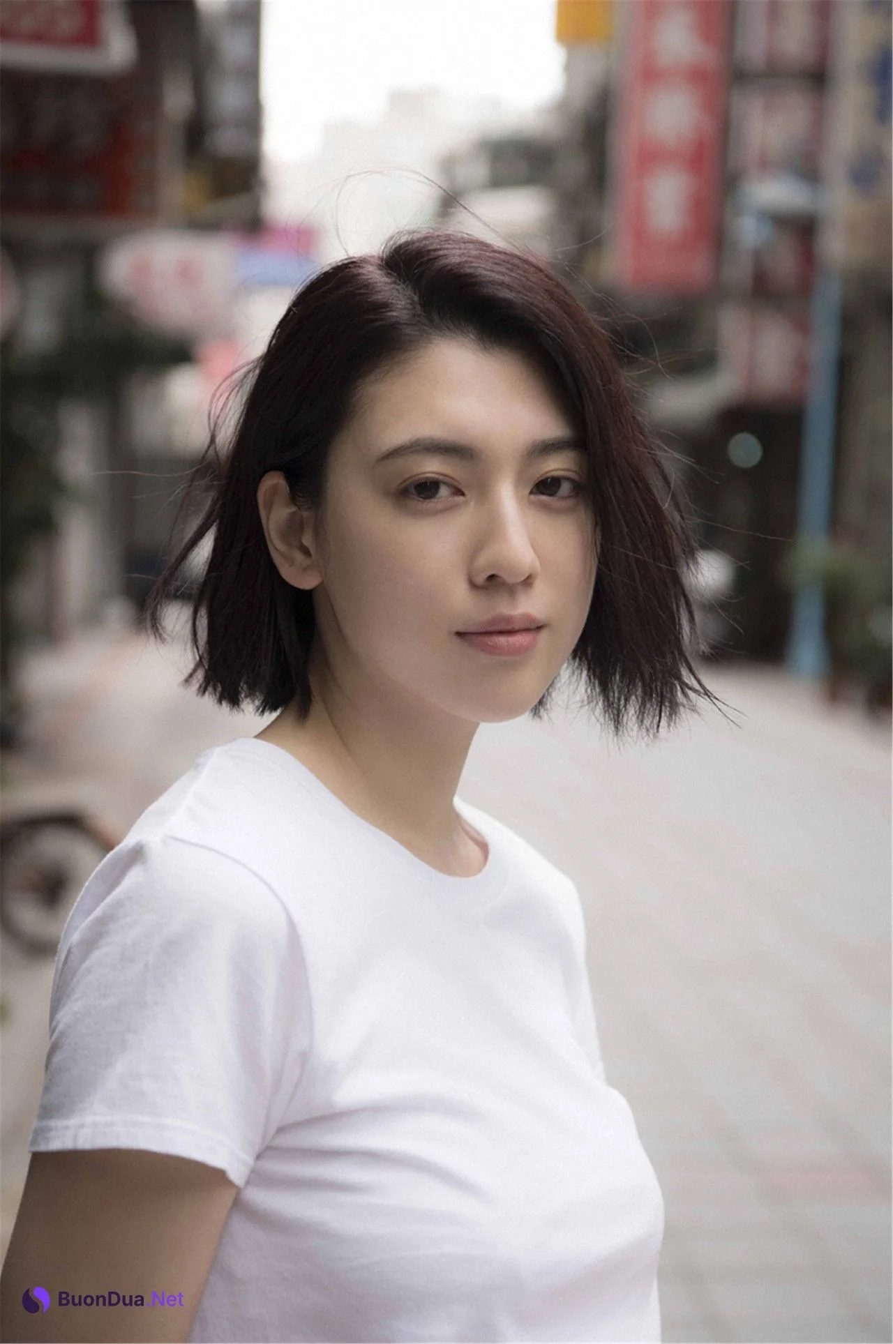 Ayaka Miyoshi 三吉彩花, デジタル写真集 「空をこえて」 Set.01 - Photo 5