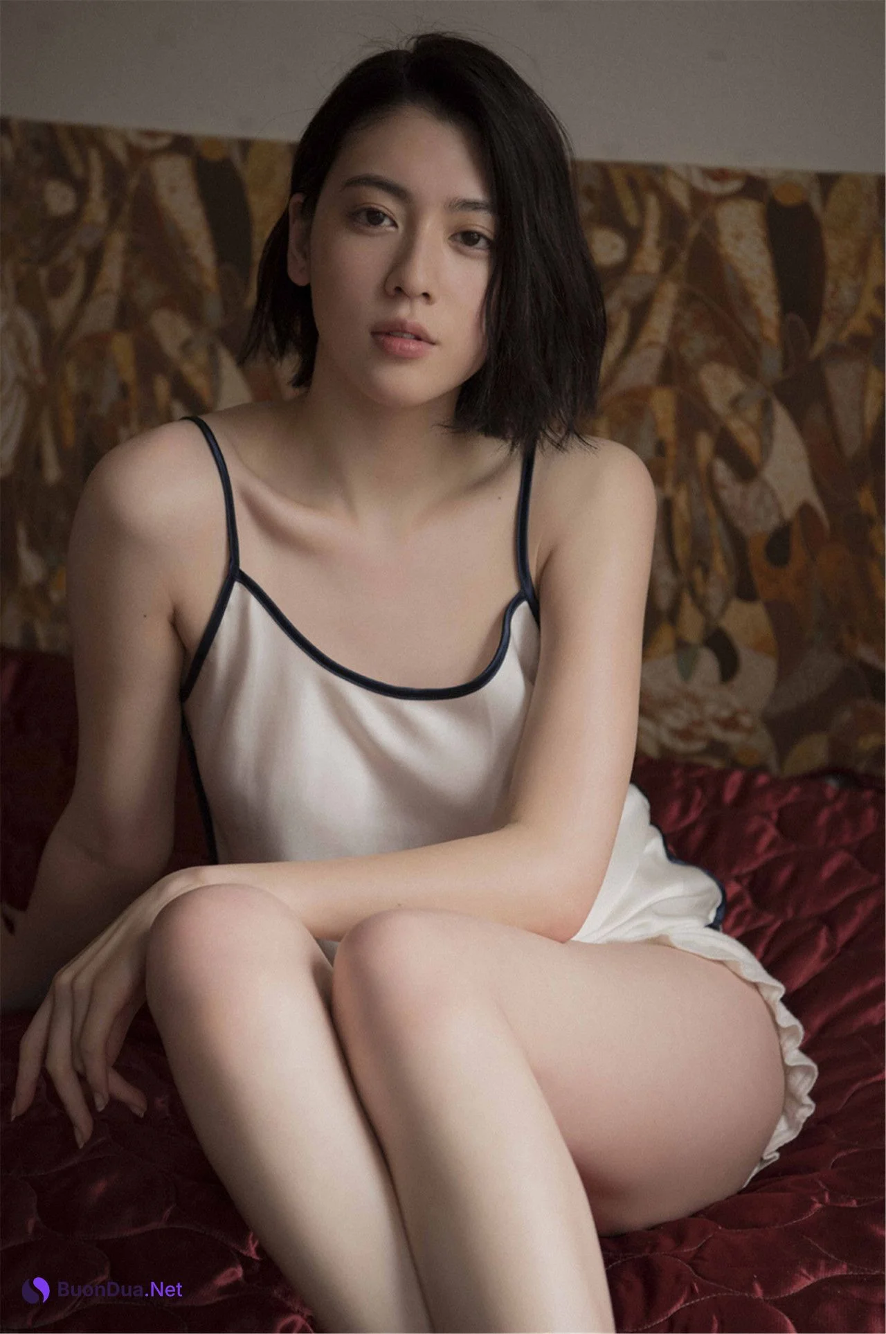 Ayaka Miyoshi 三吉彩花, デジタル写真集 「空をこえて」 Set.01 - Photo 7