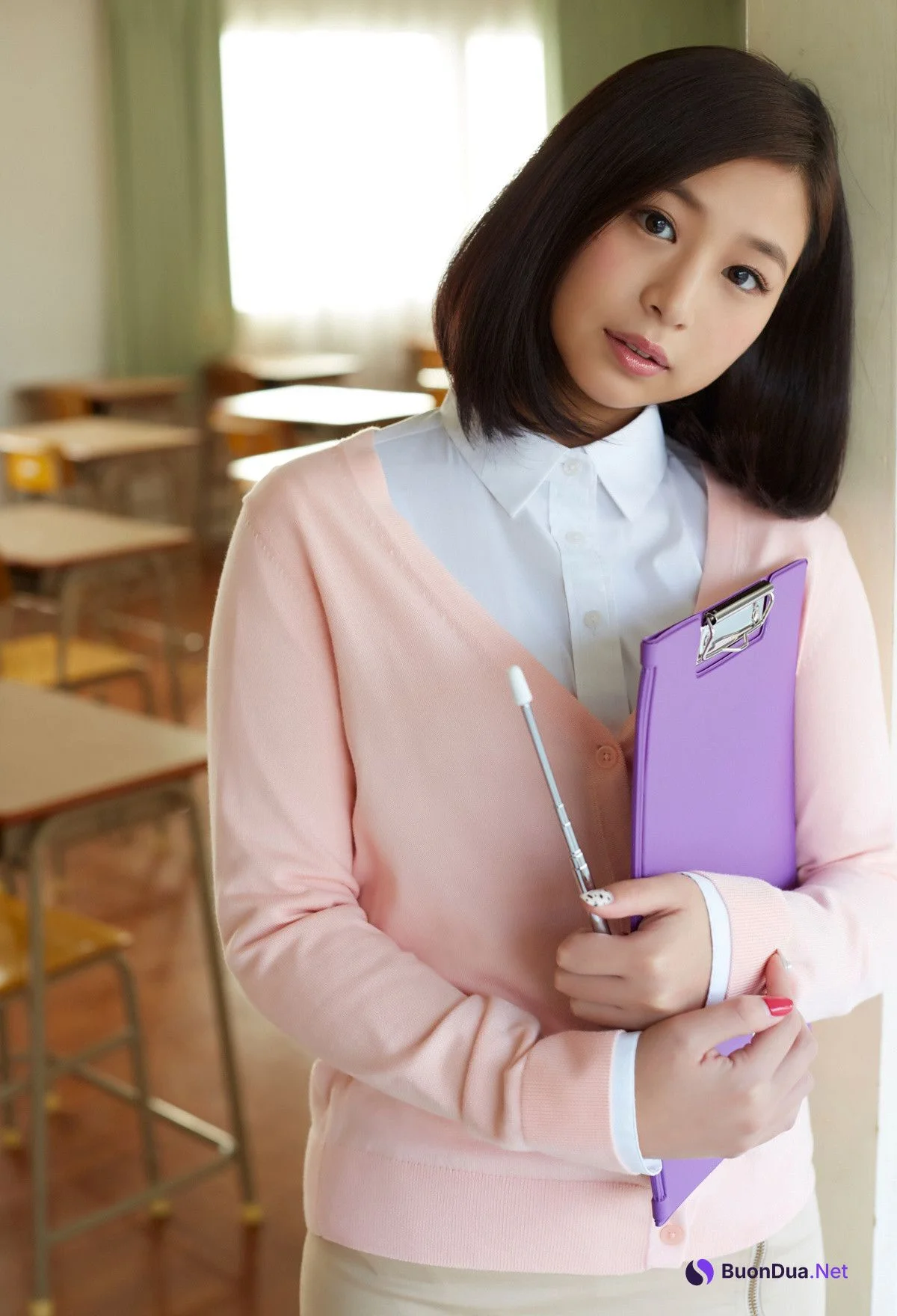 Ayaka Sayama 佐山彩香, デジタル写真集 「まだ残ってたの？」 - รูปภาพ 11