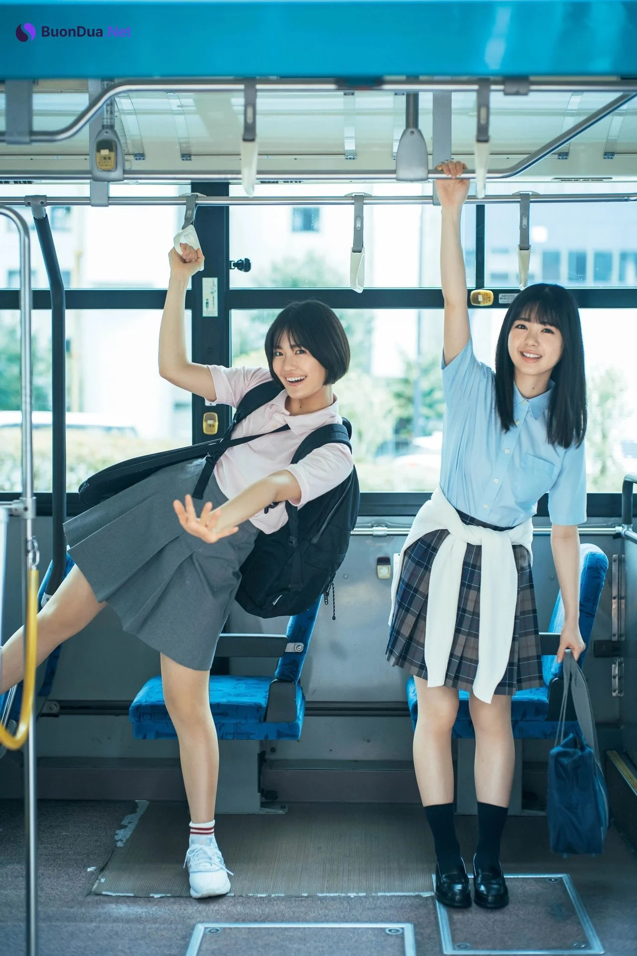 Ayame Tsutsui 筒井あやめ, Rei Seimiya 清宮レイ, Platinum FLASH 2021 Vol.16 - Photo 10