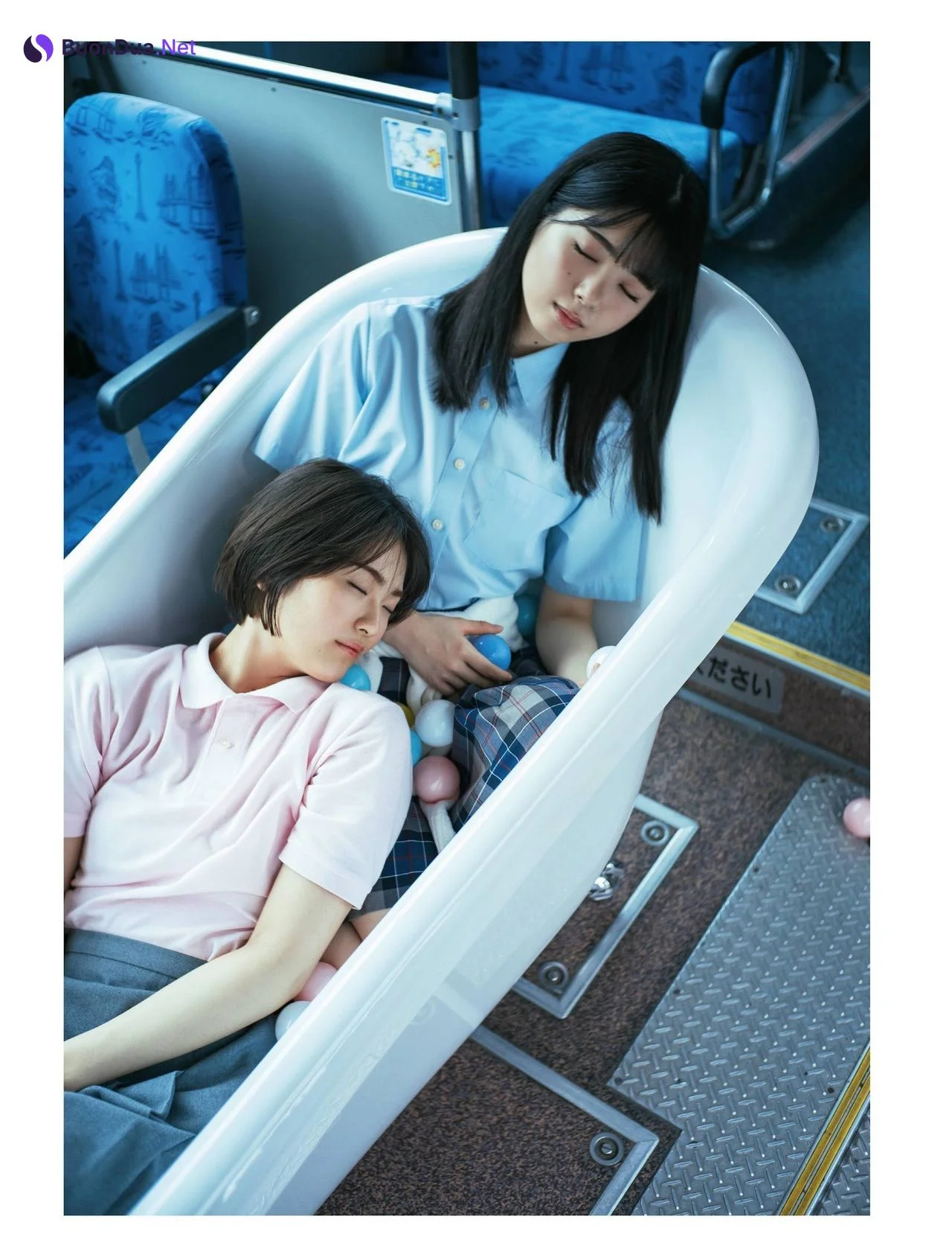 Ayame Tsutsui 筒井あやめ, Rei Seimiya 清宮レイ, Platinum FLASH 2021 Vol.16 - Photo 6