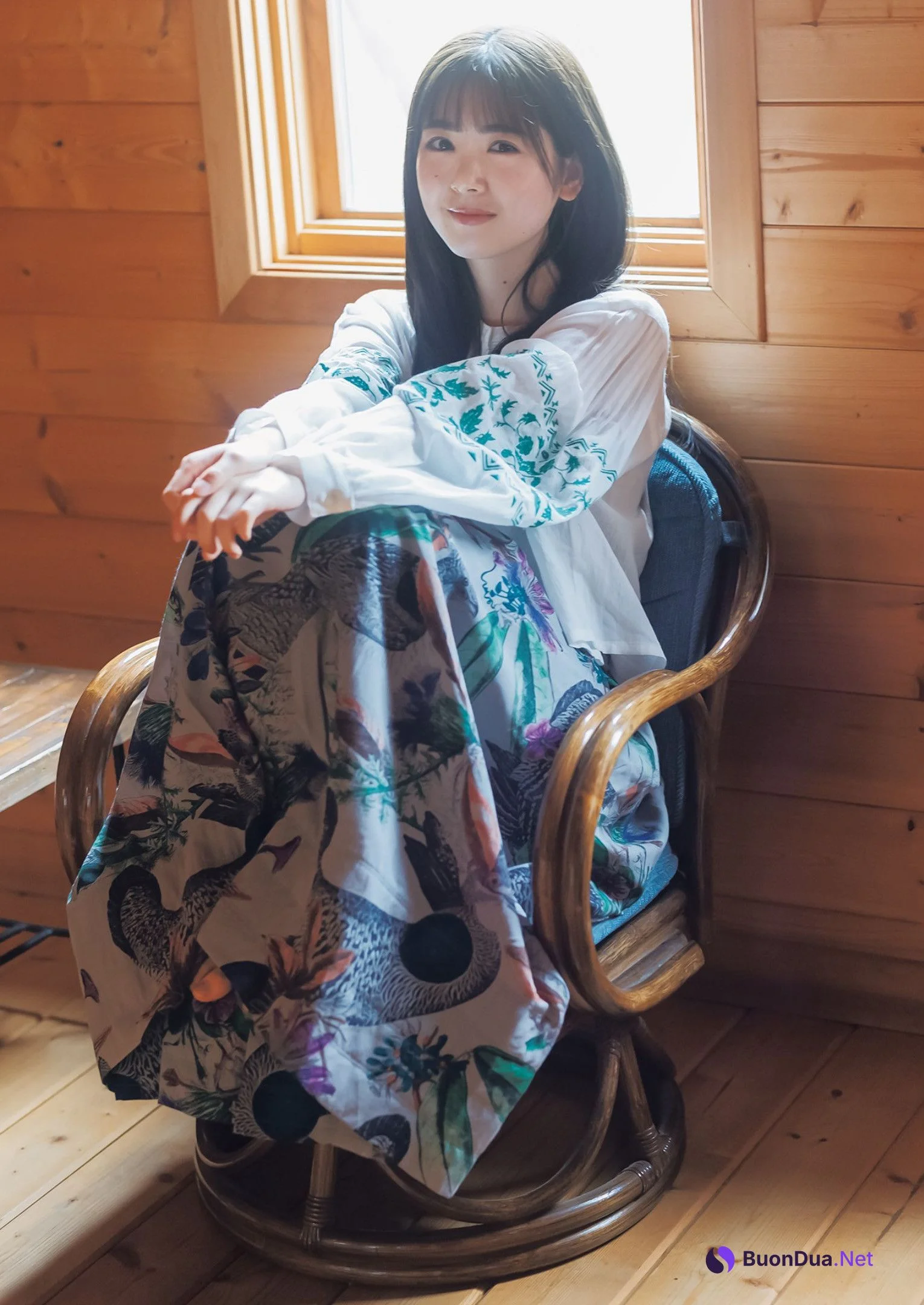 Ayame Tsutsui 筒井あやめ, Young Jump 2023 No.24 (ヤングジャンプ 2023年24号) - Photo 4