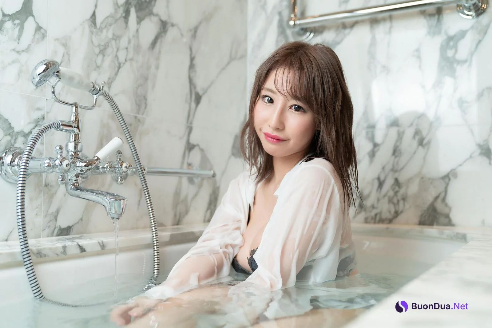 Ayami Syunka あやみ旬果, Apfel: グラビア写真集 Set.02 - Photo 39