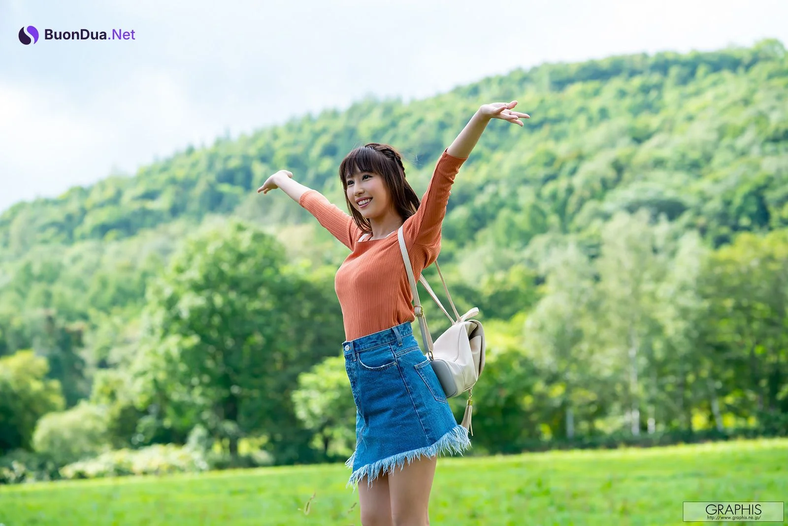 Ayami Syunka あやみ旬果, [Graphis] Gals 「Beautiful Body」 Vol.1 - Photo 2