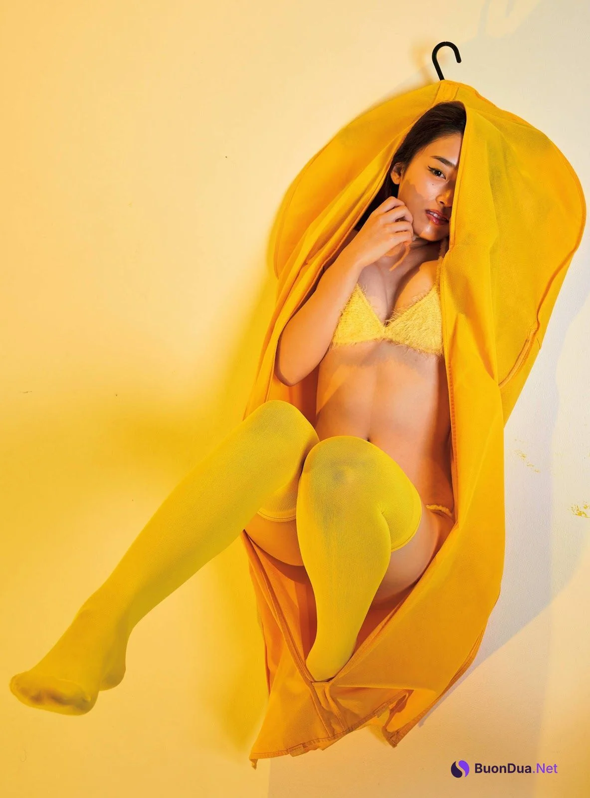 Ayano Shimizu 清水綾乃, Cyzo 2019 No.12 (サイゾー 2019年12月号) - Photo 3