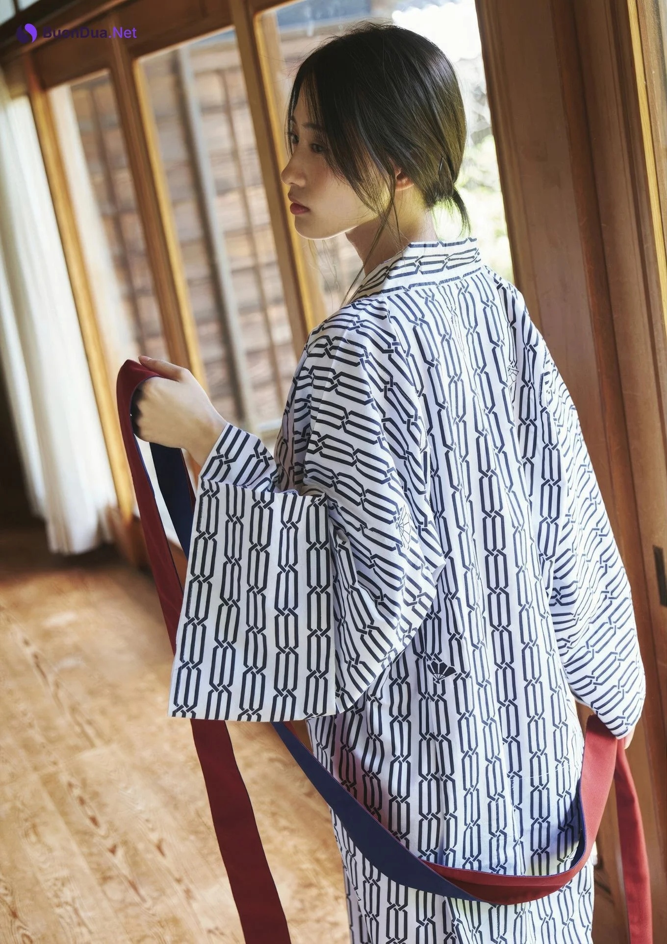 Ayano Sumida 澄田綾乃, BRODYデジタル写真集 『短い祭』 Set.02 - 写真 5
