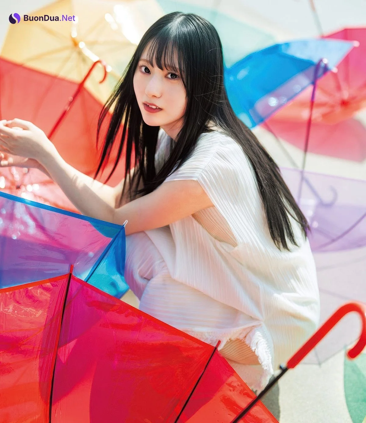 Ayase Kotori 綾瀬ことり, Young Jump 2025 No.26 (ヤングジャンプ 2025年26号) - Photo 12