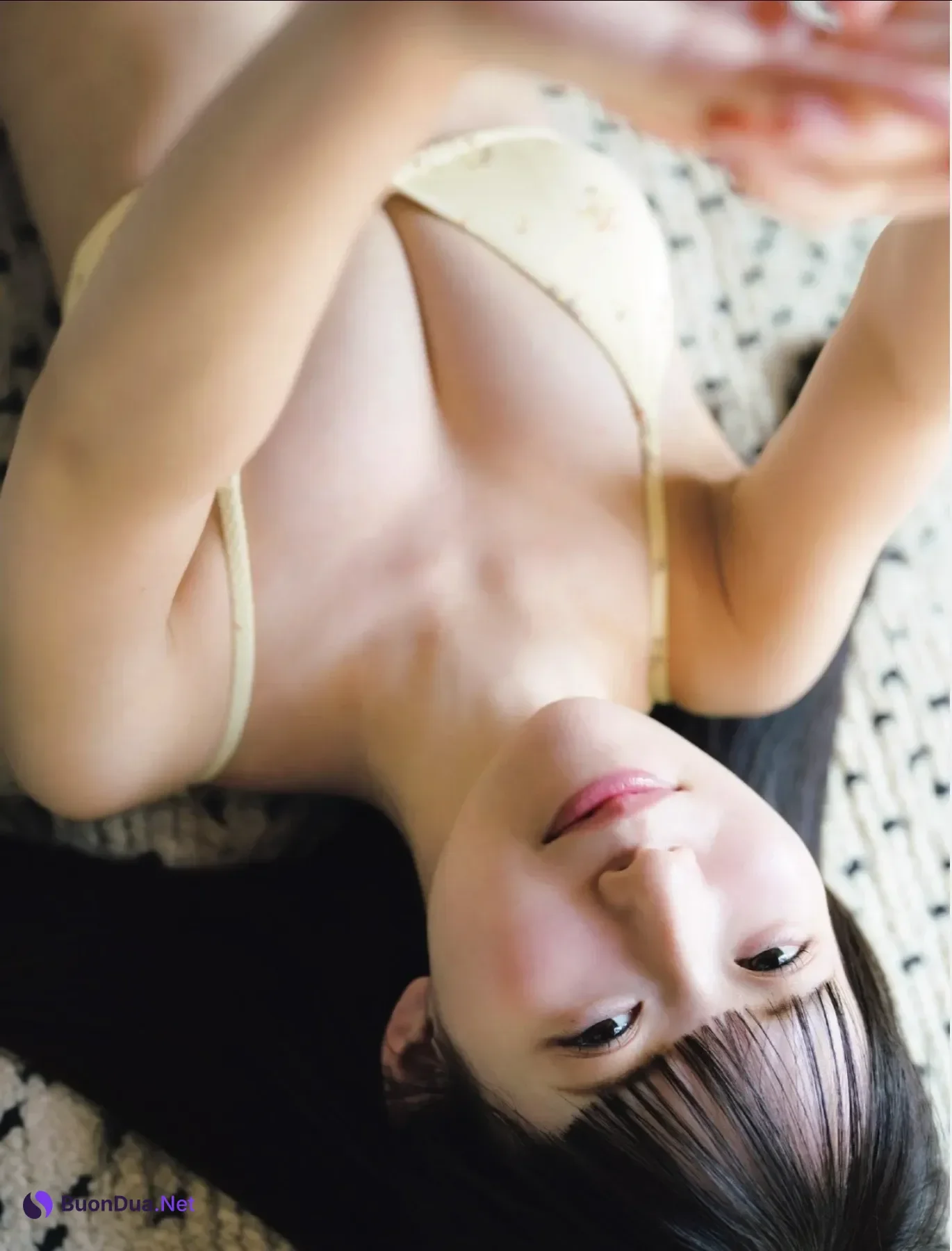 Ayumi Nii 新居歩美, FLASH 2025.12.30 (フラッシュ 2025年12月30日号) - Photo 4