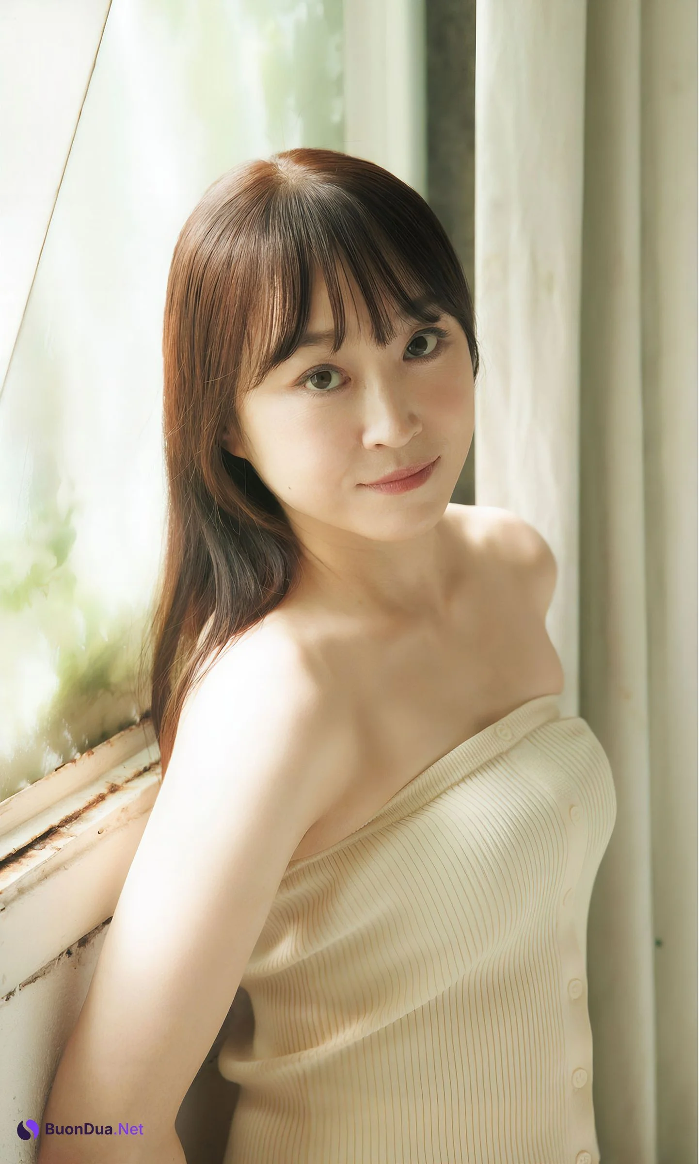 Ayumi Shimozono 下園愛弓, Weekly Playboy 2024 No.44 (週刊プレイボーイ 2024年44号) - Photo 7