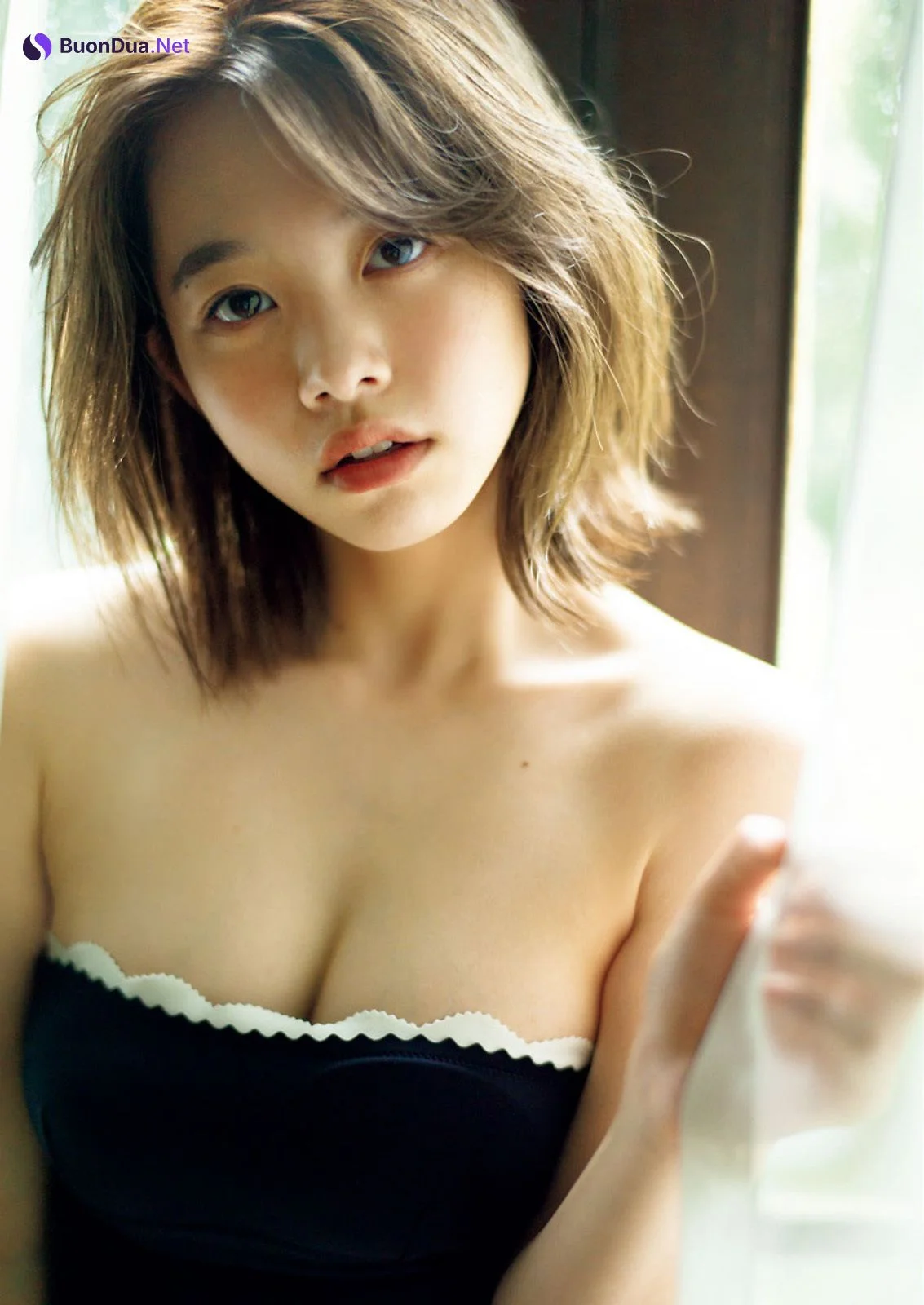Ayuna Nitta 新田あゆな, Big Comic Spirits 2021 No.47 (ビッグコミックスピリッツ 2021年47号) - Photo 5
