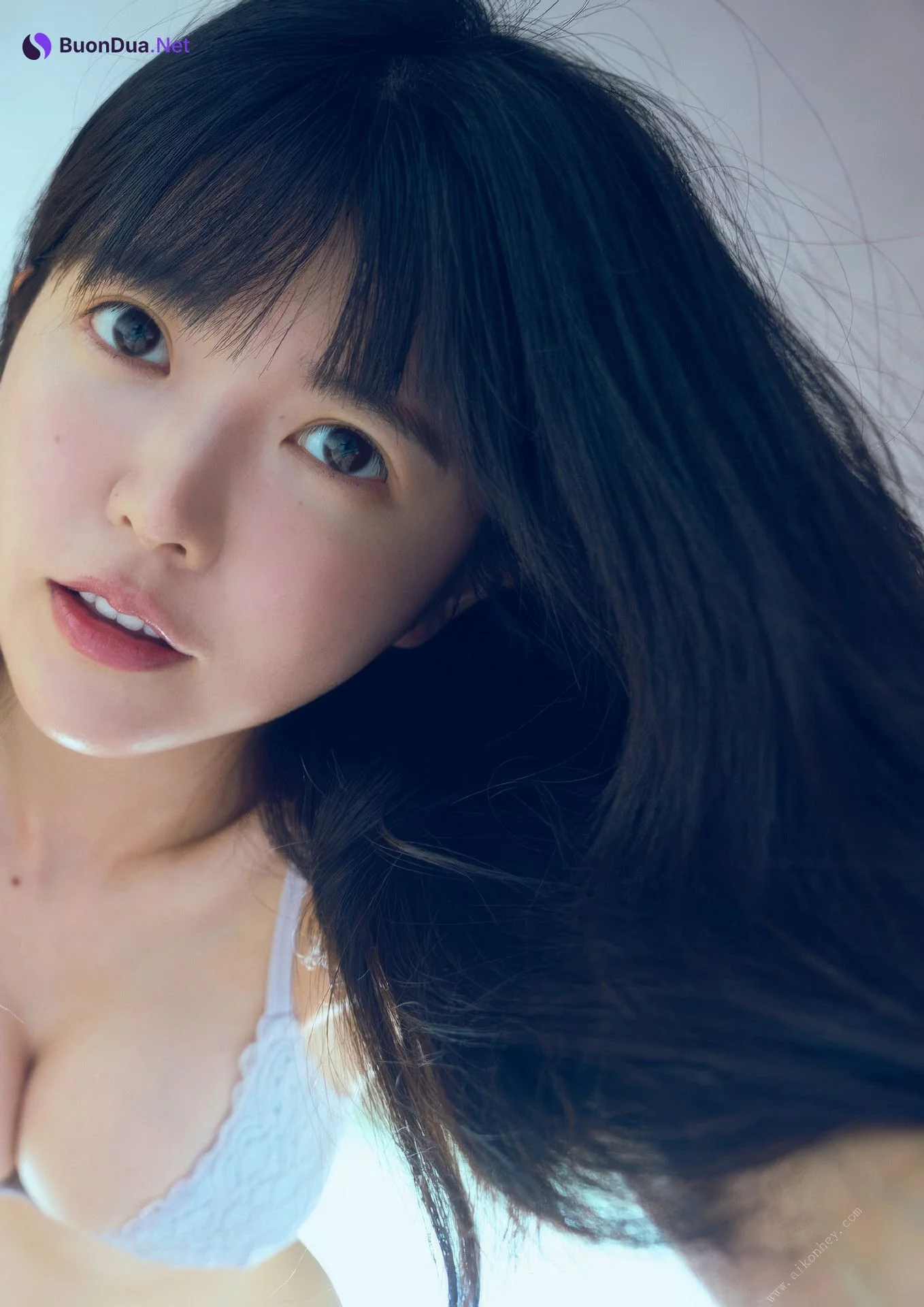 Azusa Onodera 小野寺梓, 1st 写真集 「偶像に生きる」 Set.02 - Photo 14