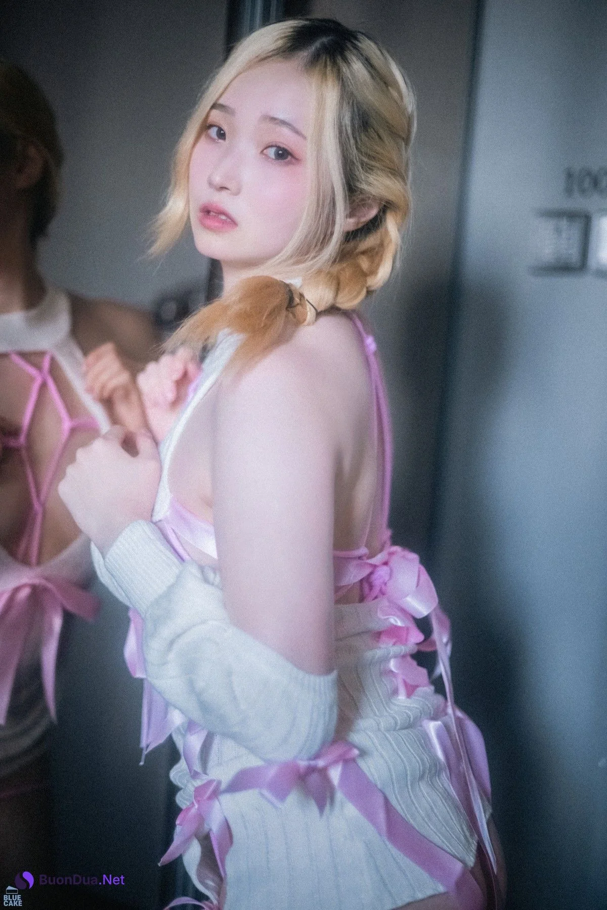 Bambi 밤비, [BLUECAKE] Present For U Set.02 - Photo 2