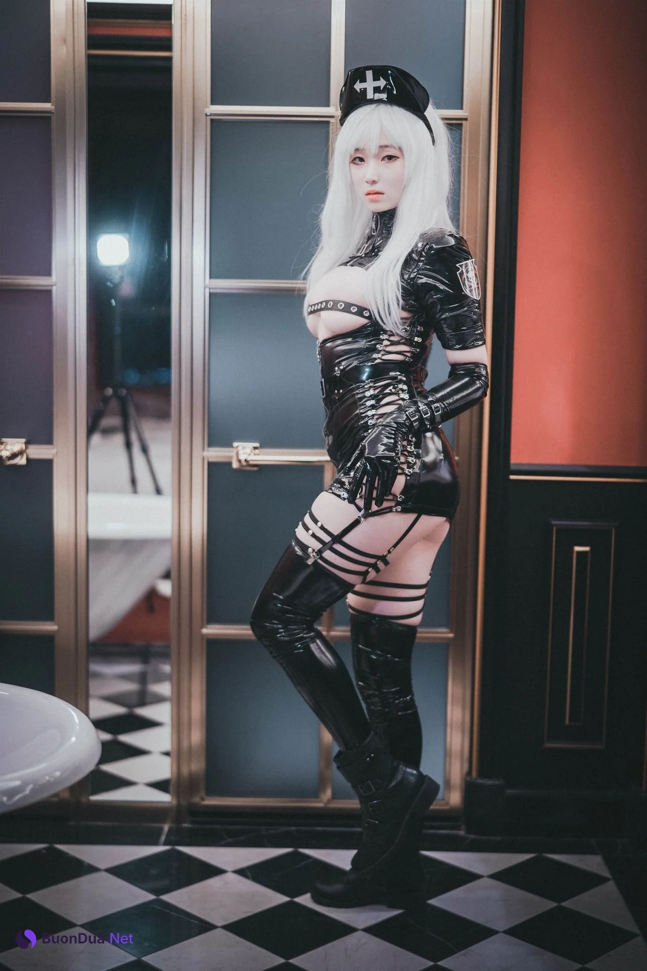 Bambi 밤비, [DJAWA] Poisonous Nurse - Photo 13