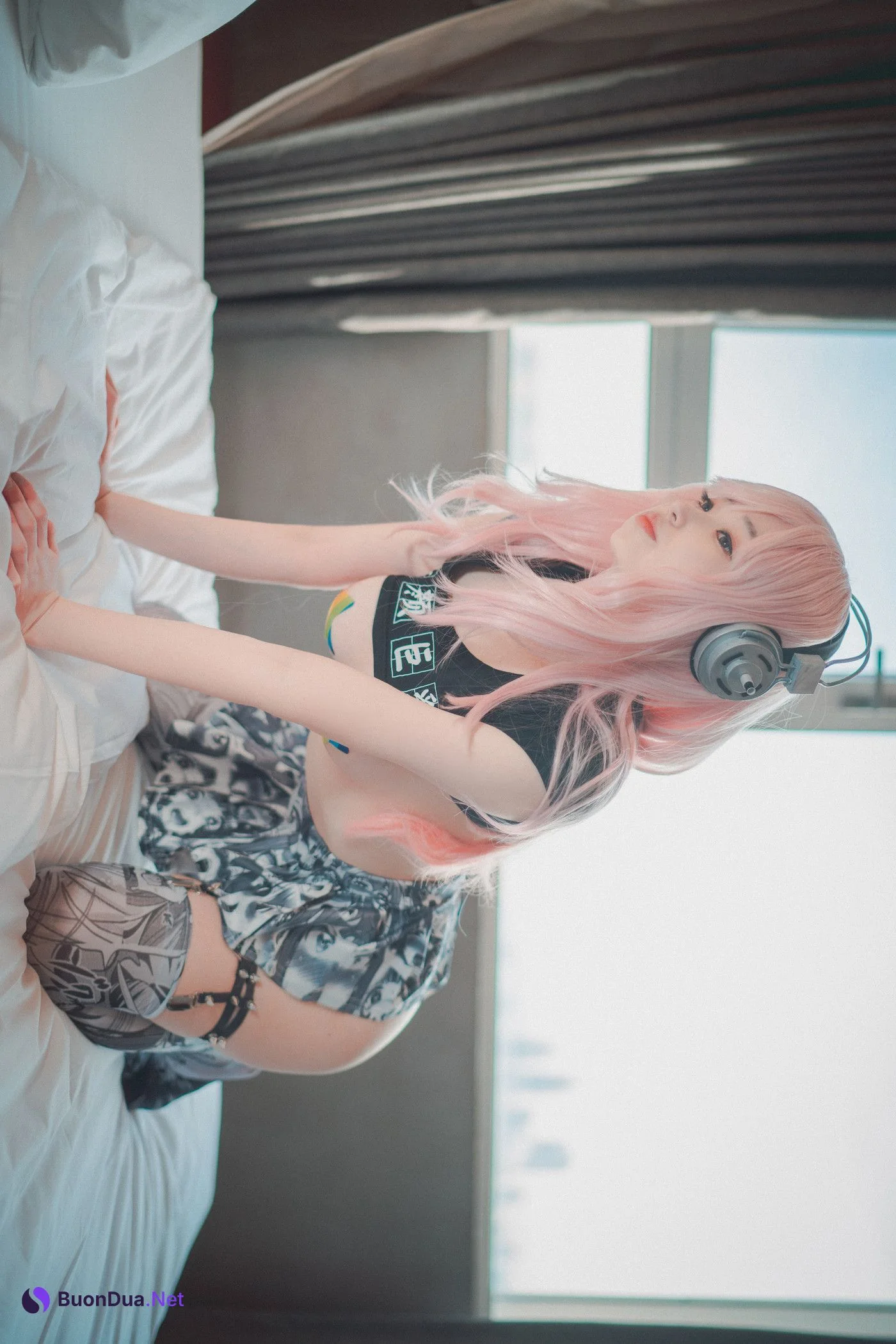 Bambi 밤비, DJAWA ‘Sonico-w Micro-top’ - Photo 19