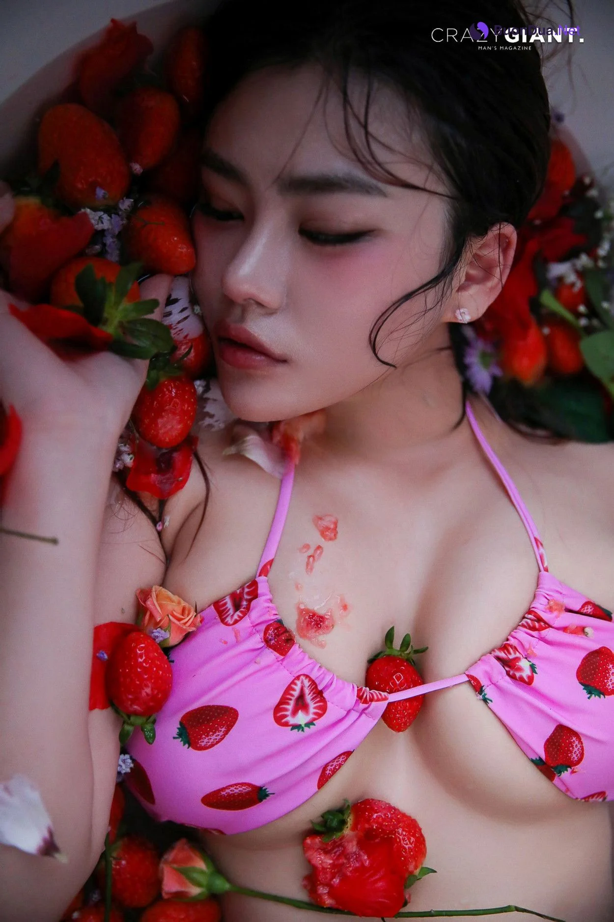 Bani 바니, CrazyGiant “Strawberry Vibes” Set.01 - Photo 13
