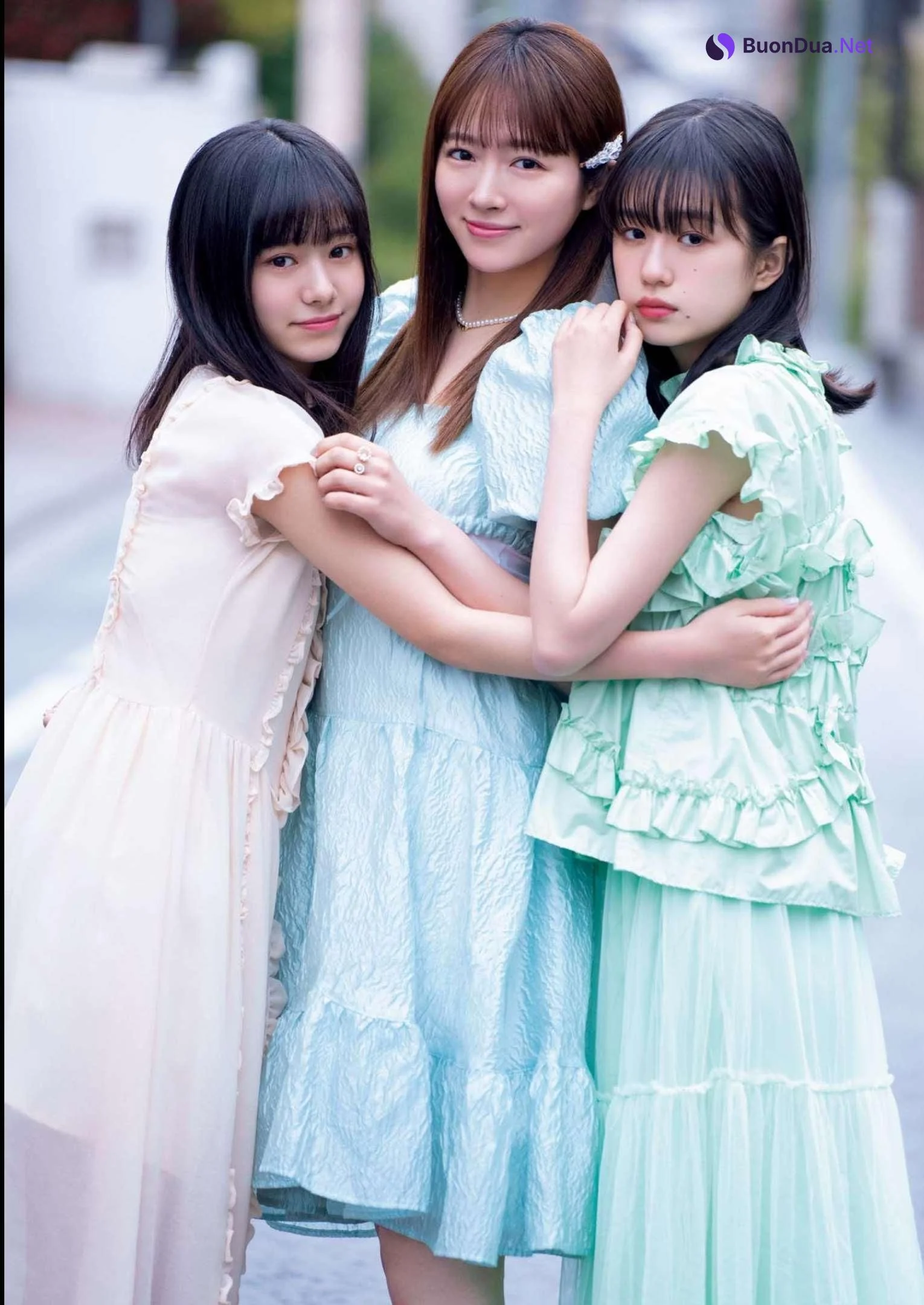中山莉子 仲村悠菜 小久保柚乃, Big Comic Spirits 2023 No.24 (ビッグコミックスピリッツ 2023年24号) - Photo 7