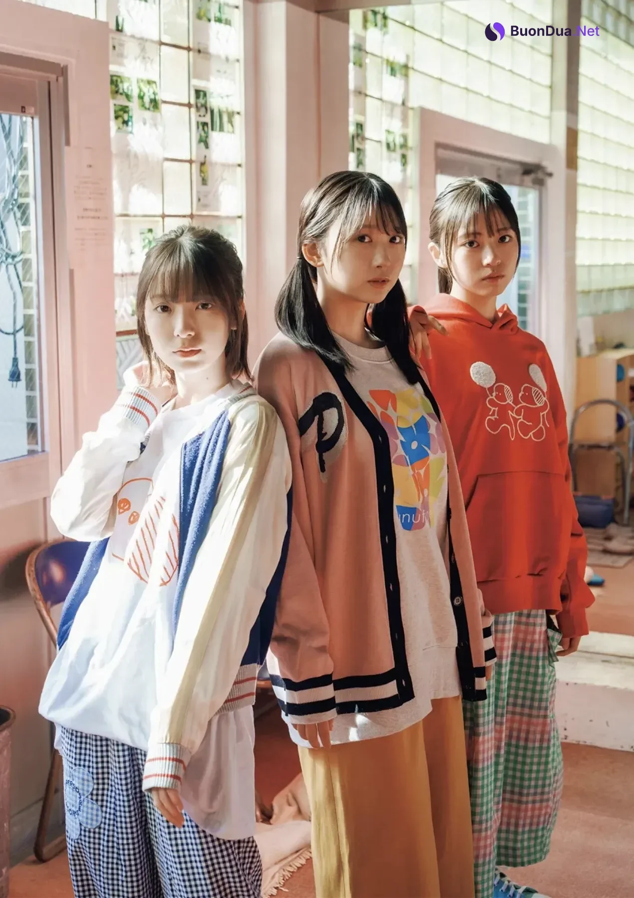 正源司陽子&藤嶌果歩&渡辺莉奈, B.L.T. 2026.03 (ビー・エル・ティー 2026年3月号) - Photo 4