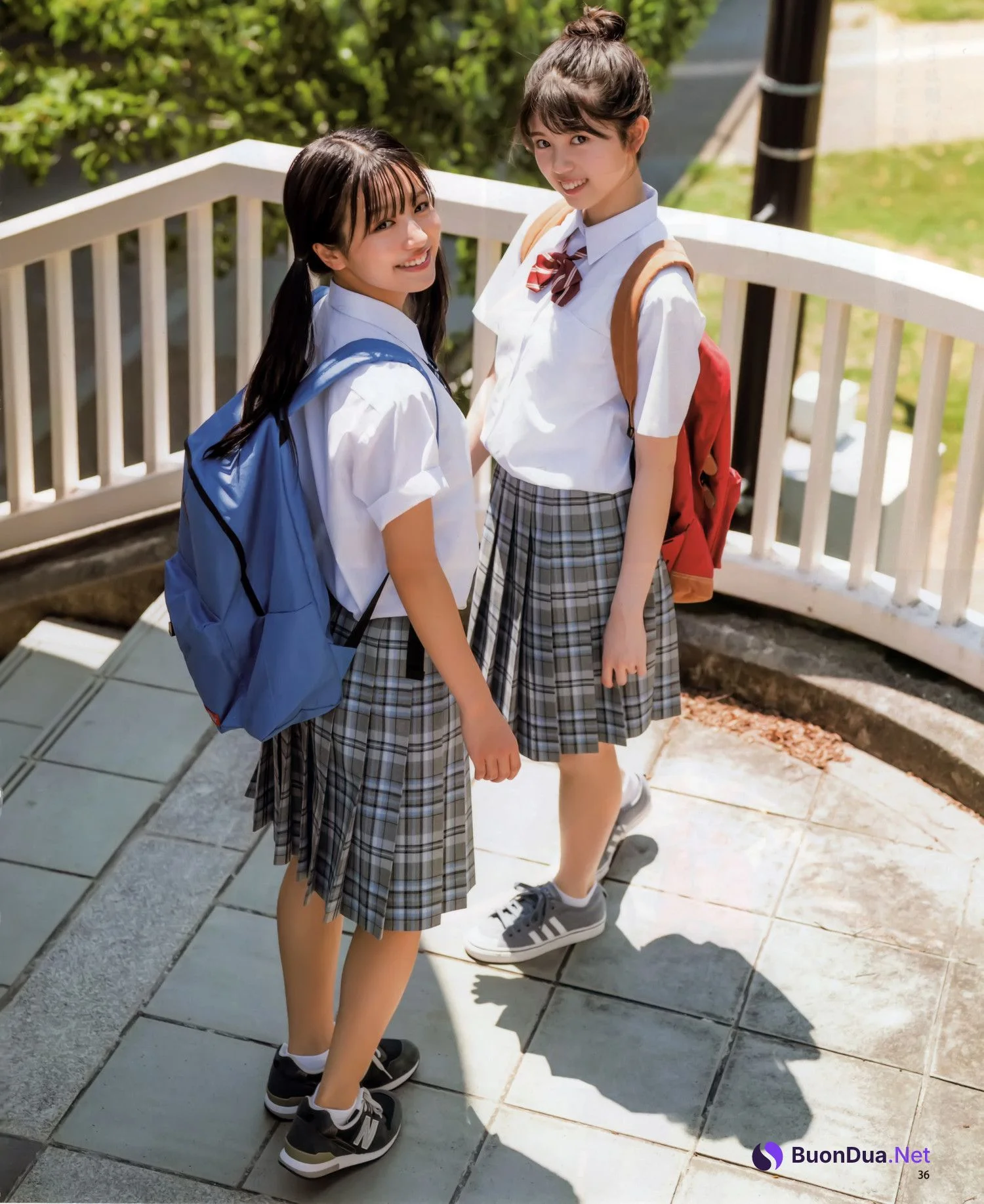 坂田心咲 ＆ 坂下真心, BOMB! 2022.09 (ボム 2022年9月号) - รูปภาพ 5
