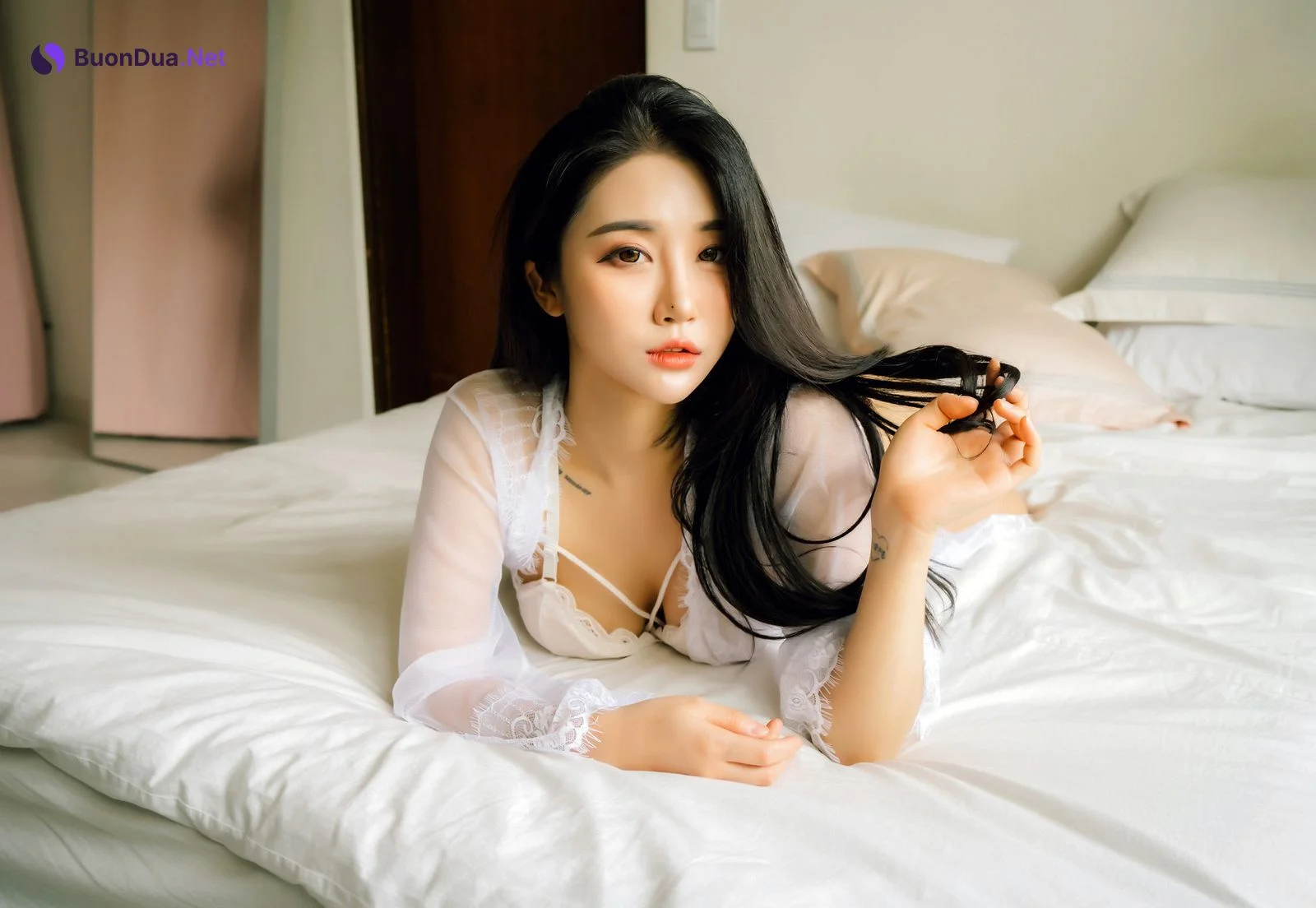Bomi 보미 x Zia 지아, [Moon Night Snap] Together Vol.02 – Set.01 - Photo 7