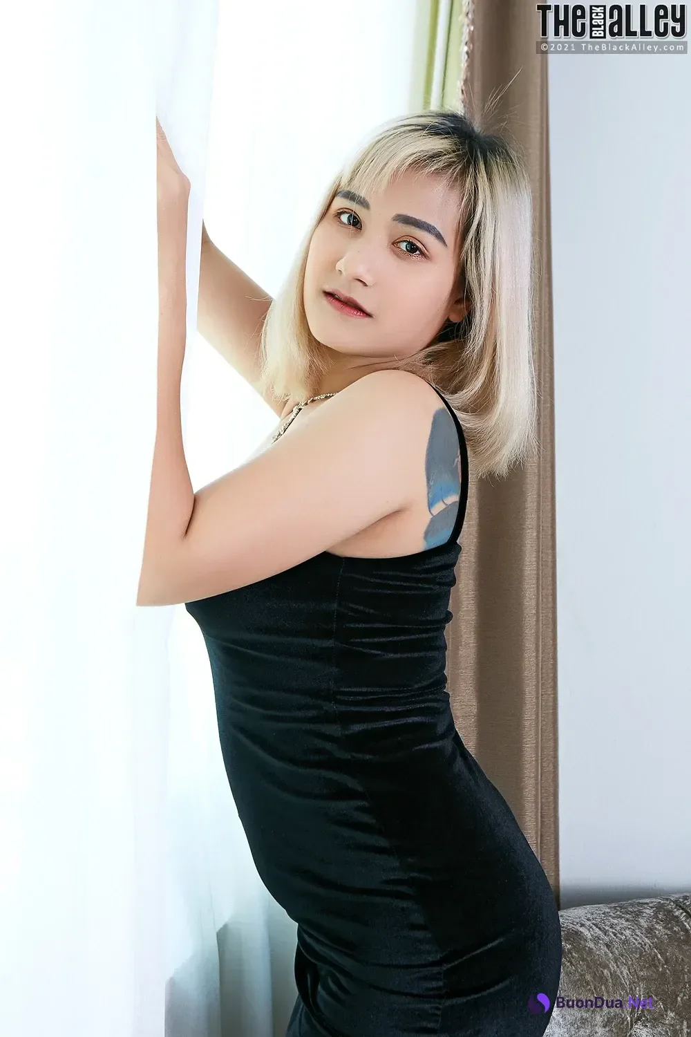 Bouquet – The Black Alley Photobook Set.06 - Photo 8