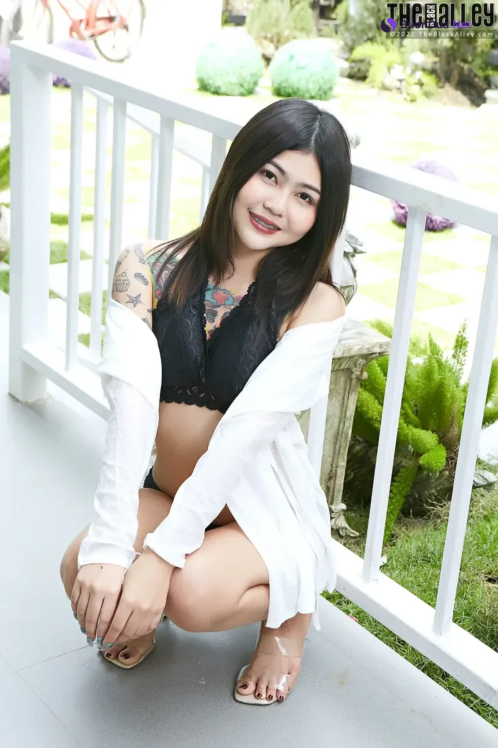 Cake – The Black Alley Photobook Set.04 - Photo 12